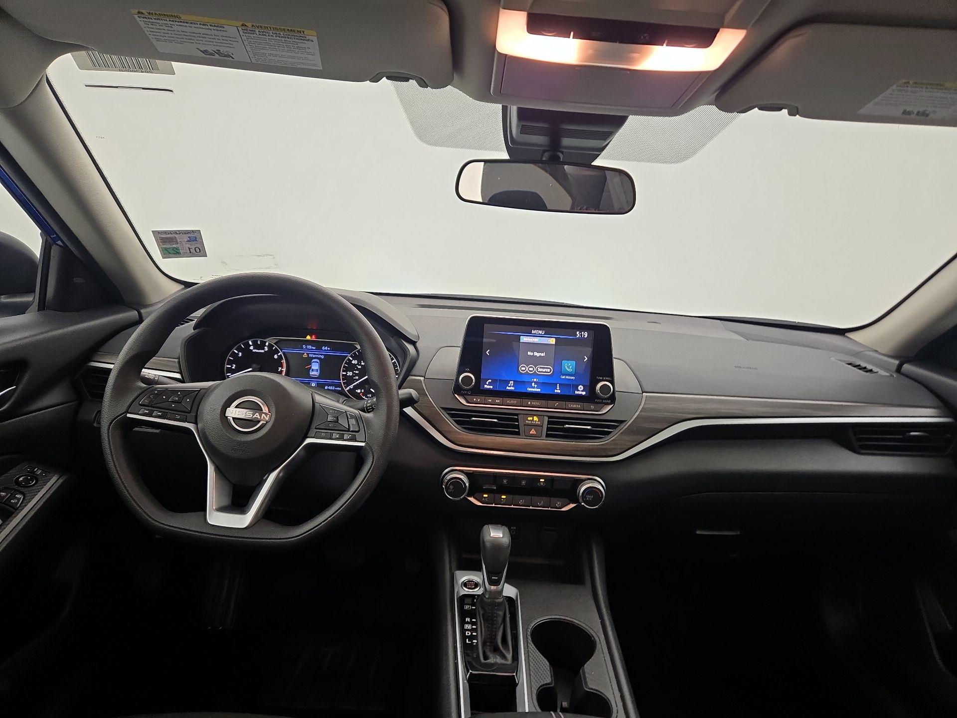 Thumbnail: 2025 Nissan Altima - 9