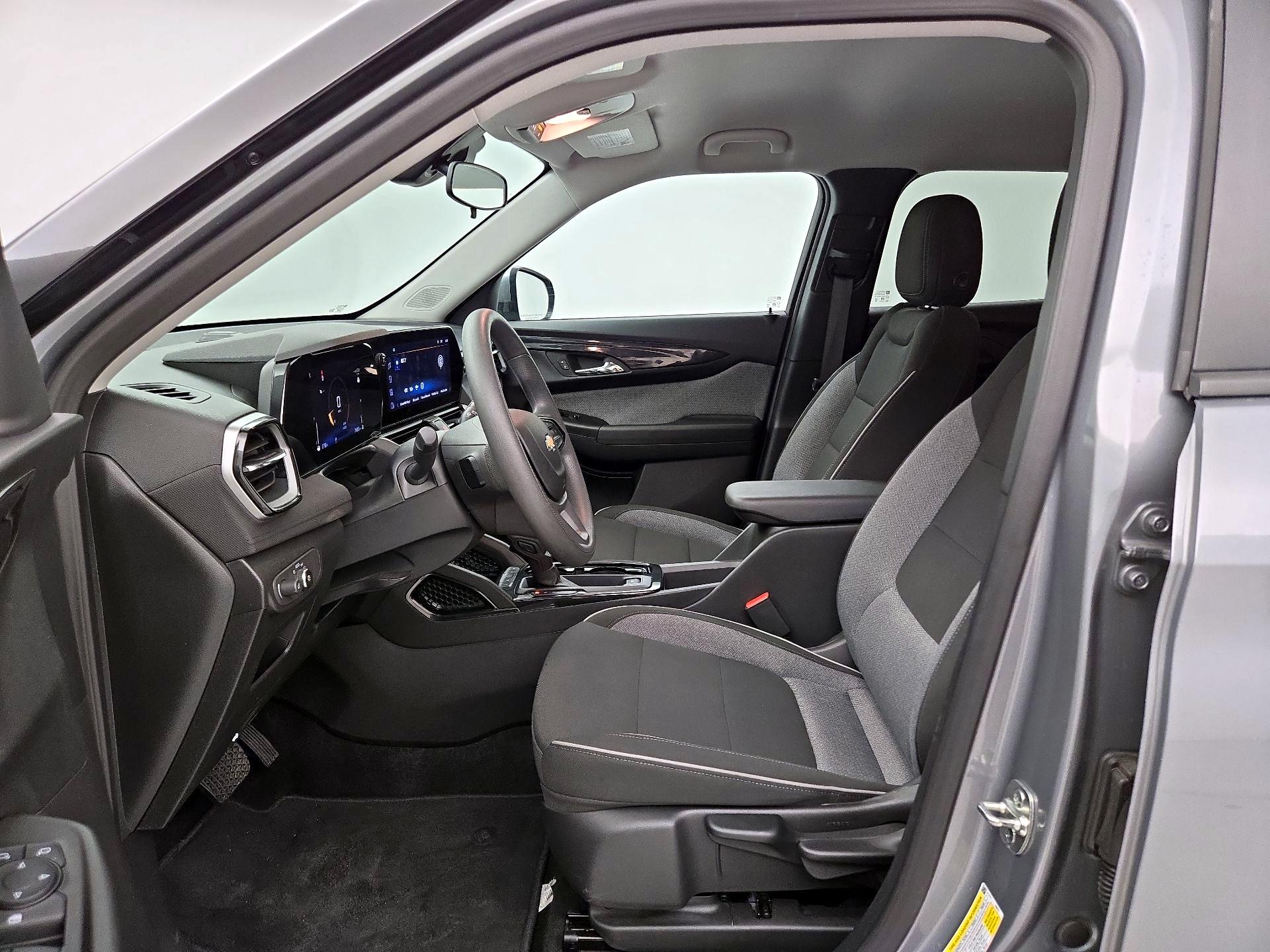 Thumbnail: 2025 Chevrolet TrailBlazer - 11