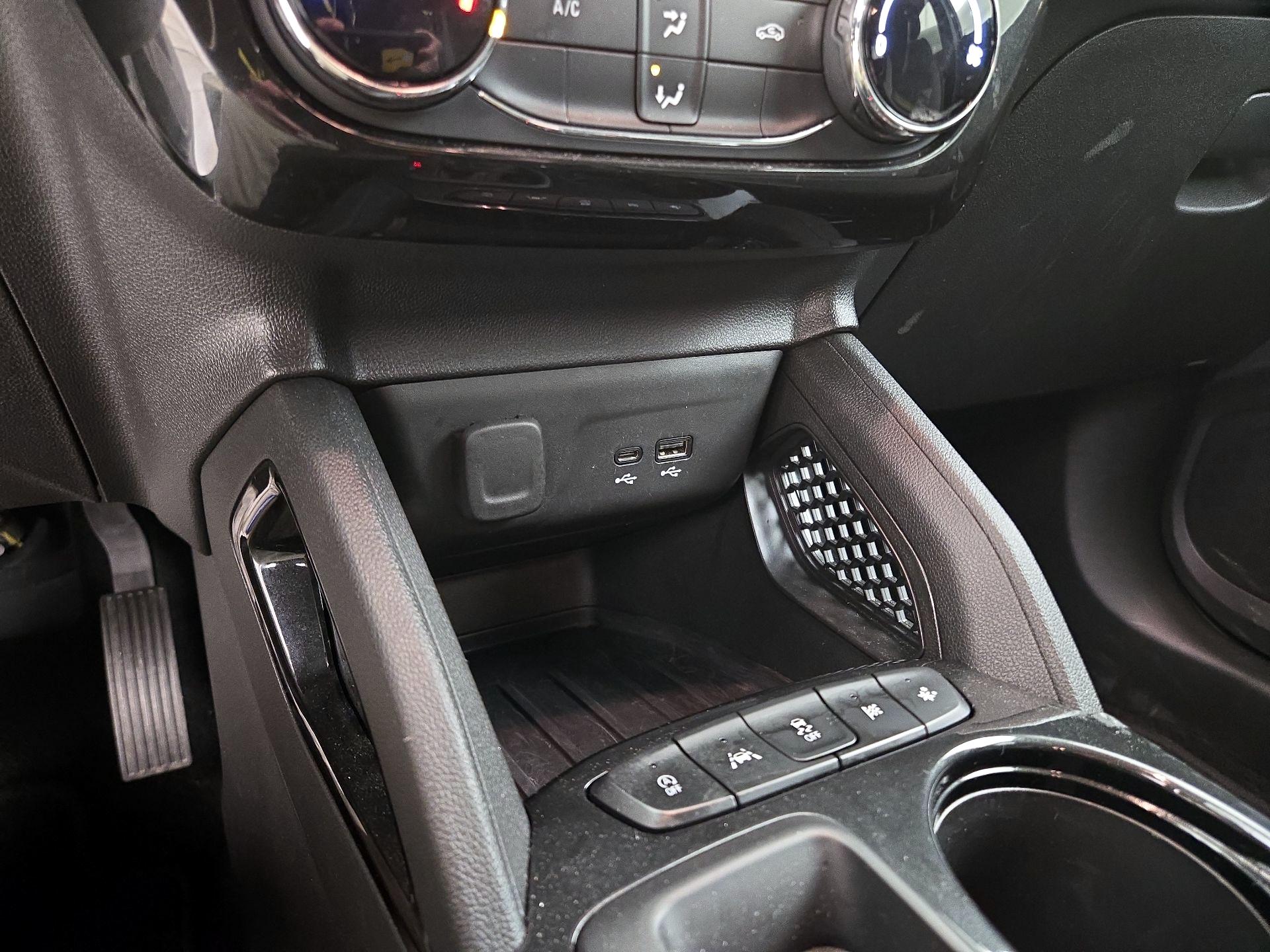 Thumbnail: 2025 Chevrolet TrailBlazer - 18