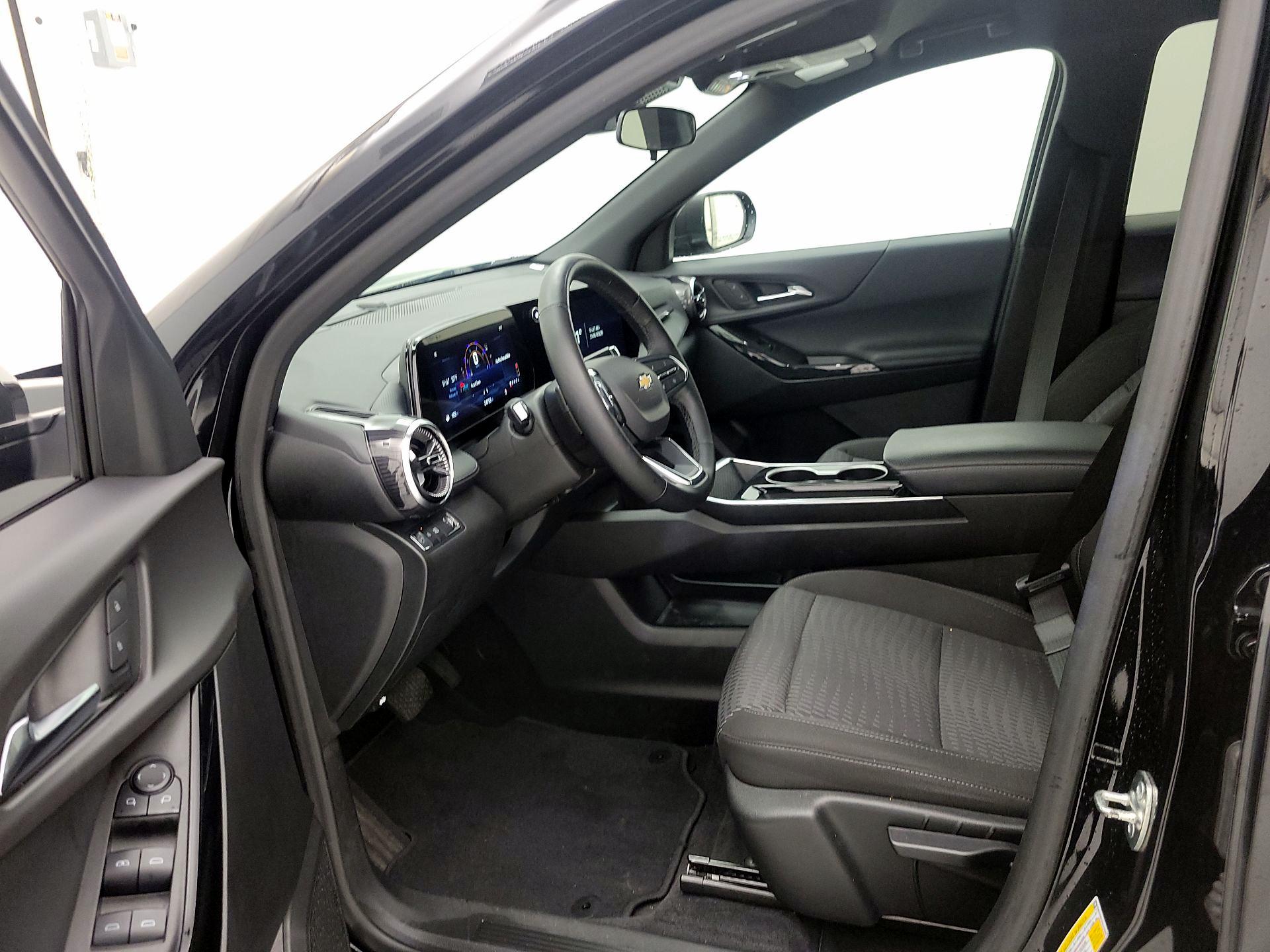 Thumbnail: 2025 Chevrolet Equinox - 11