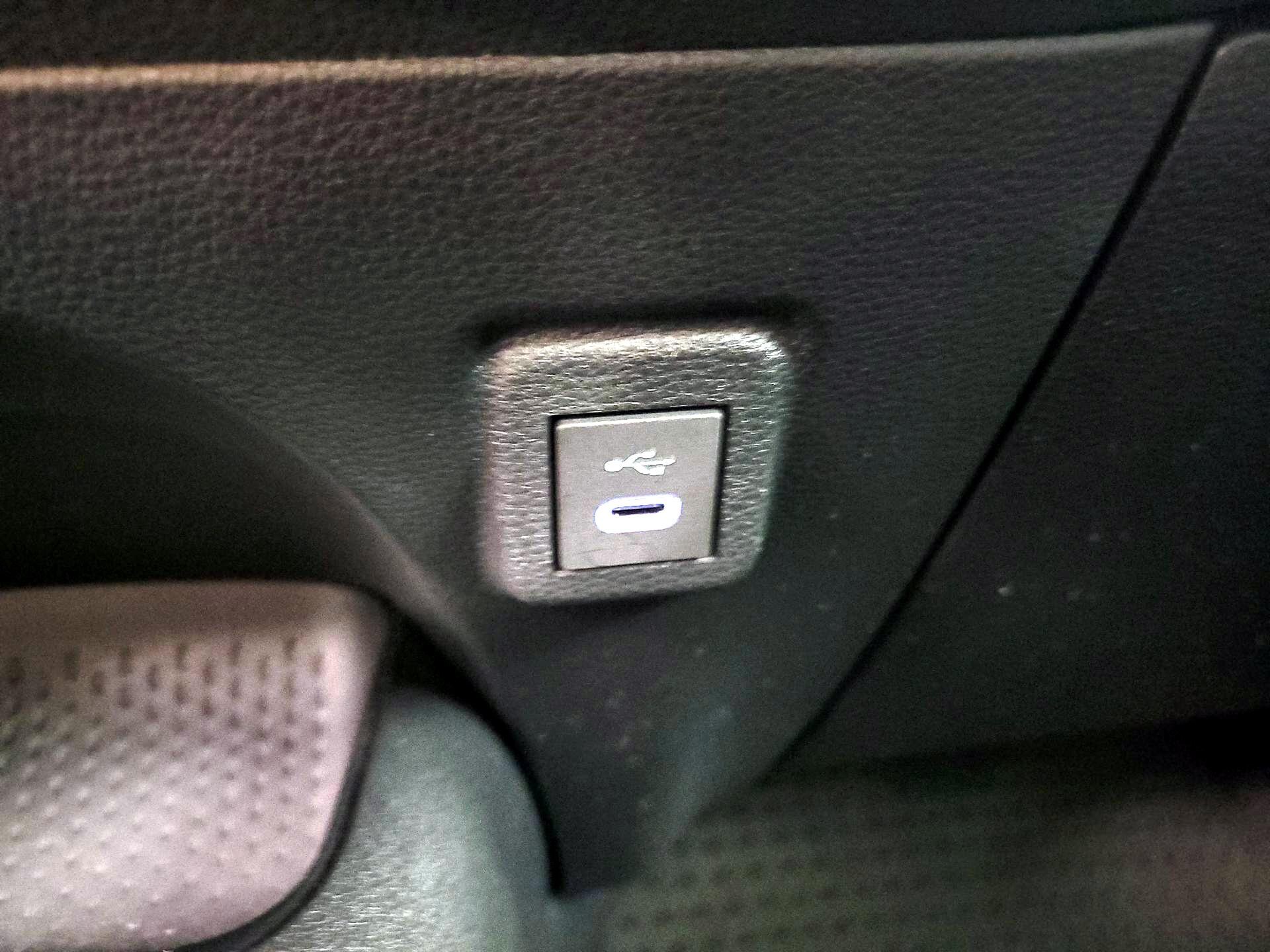 Thumbnail: 2024 Toyota Corolla - 18