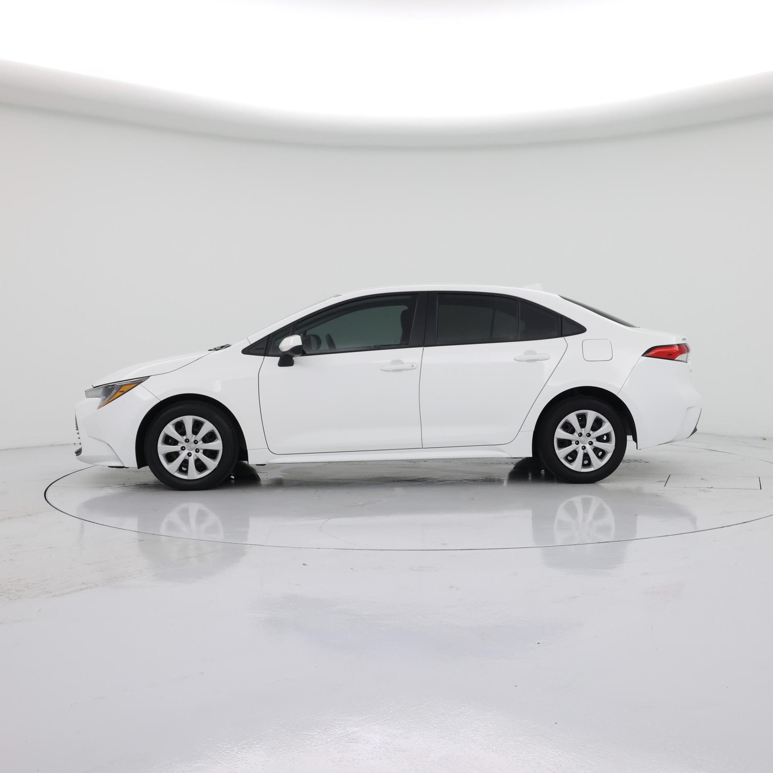 Thumbnail: 2024 Toyota Corolla - 3