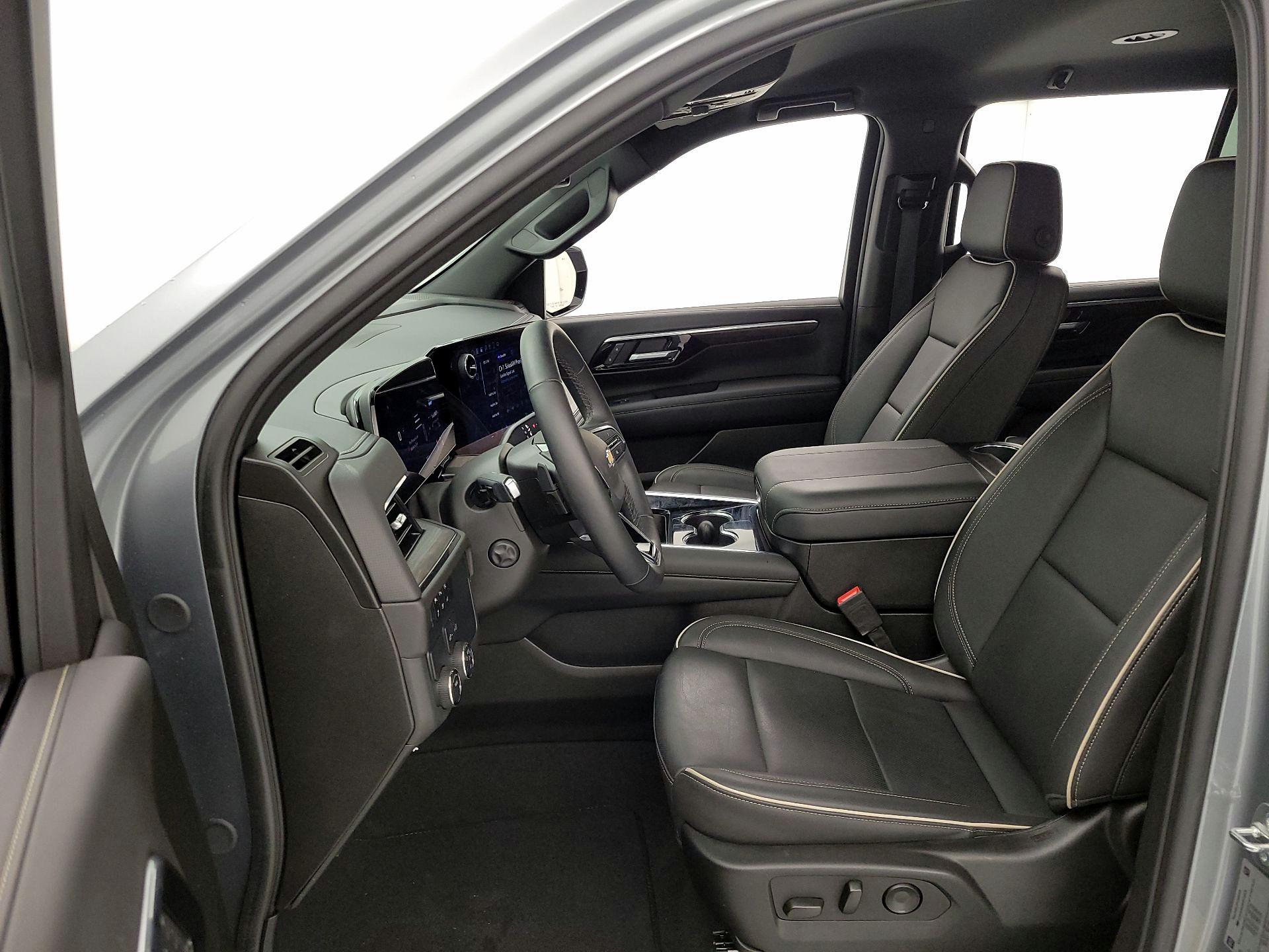 Thumbnail: 2025 Chevrolet Tahoe - 11