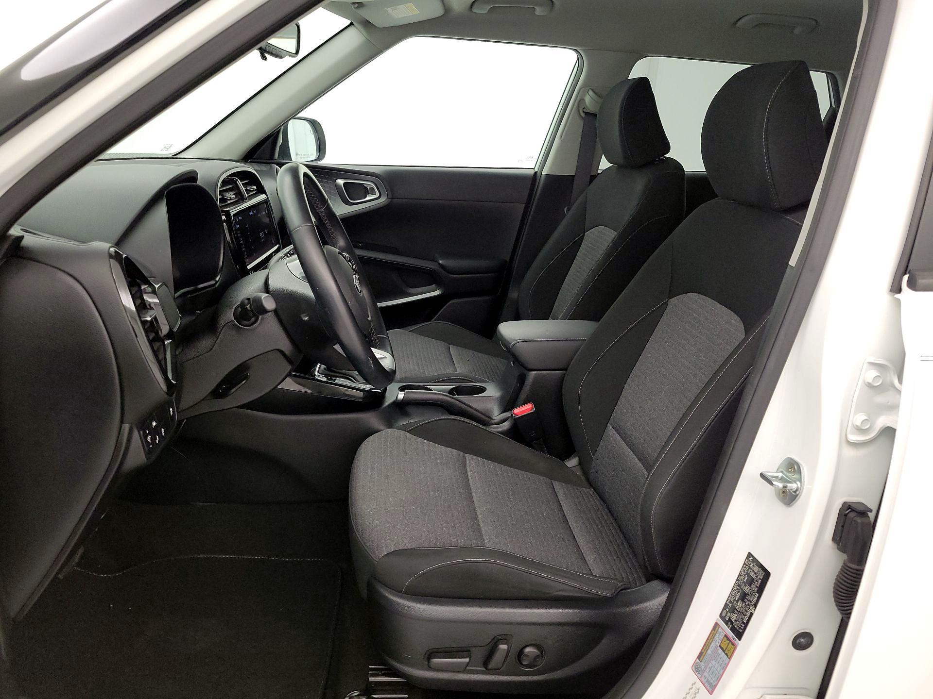 Thumbnail: 2020 Kia Soul - 11