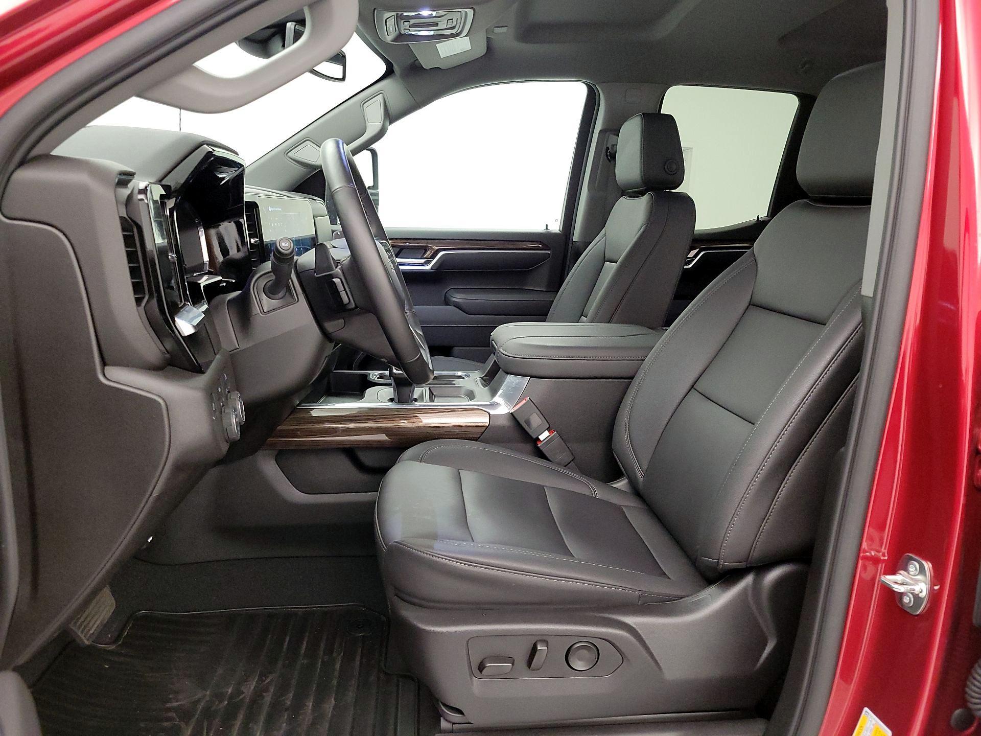 Thumbnail: 2025 Chevrolet Silverado 1500 - 11