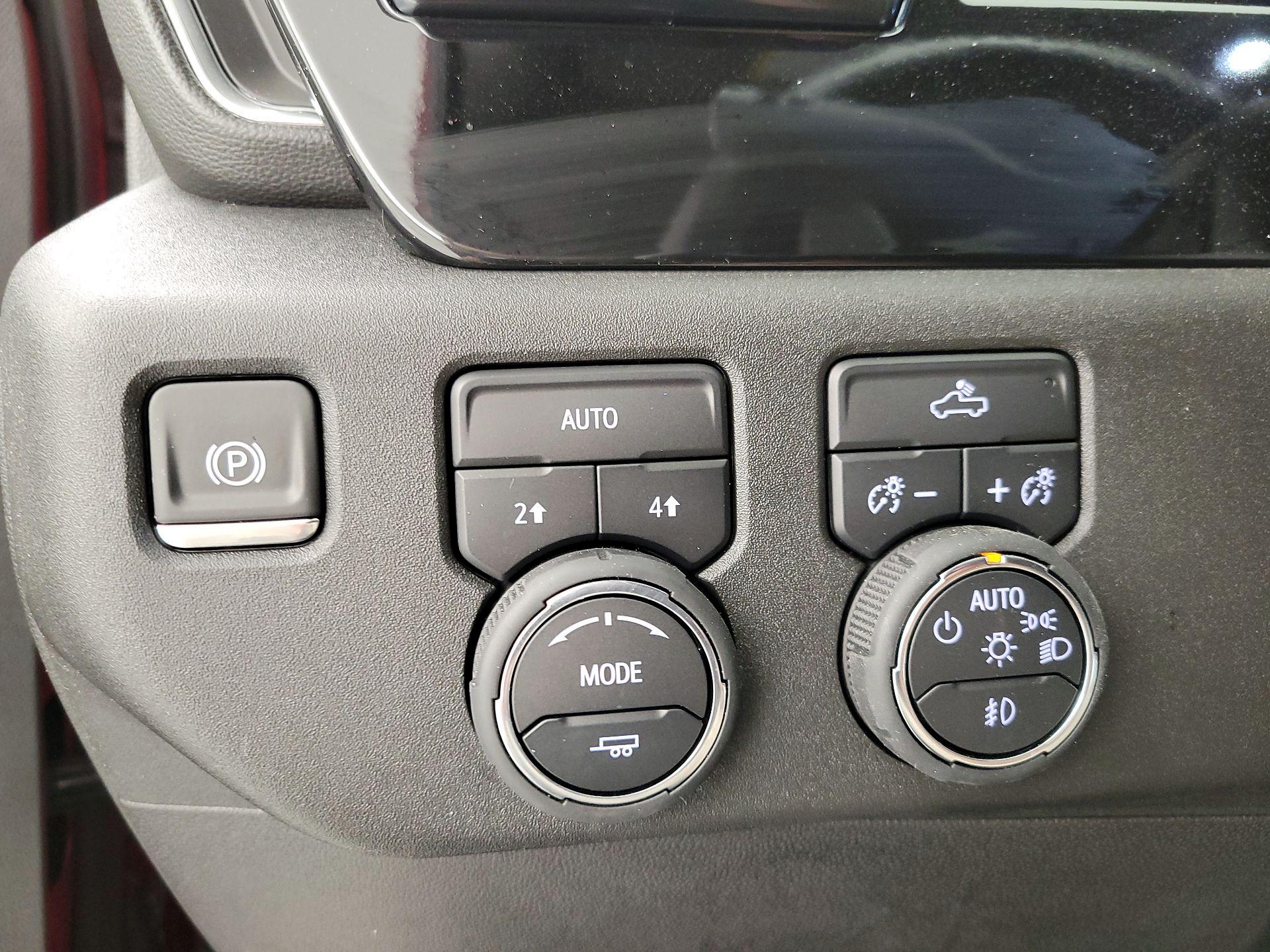 Thumbnail: 2025 Chevrolet Silverado 1500 - 13