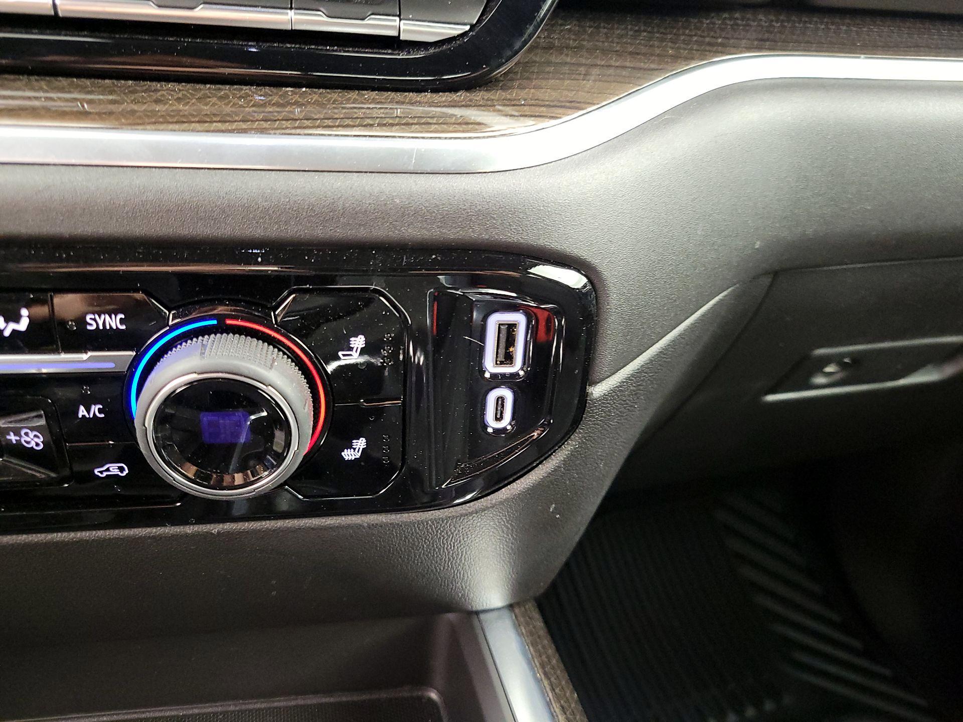 Thumbnail: 2025 Chevrolet Silverado 1500 - 19