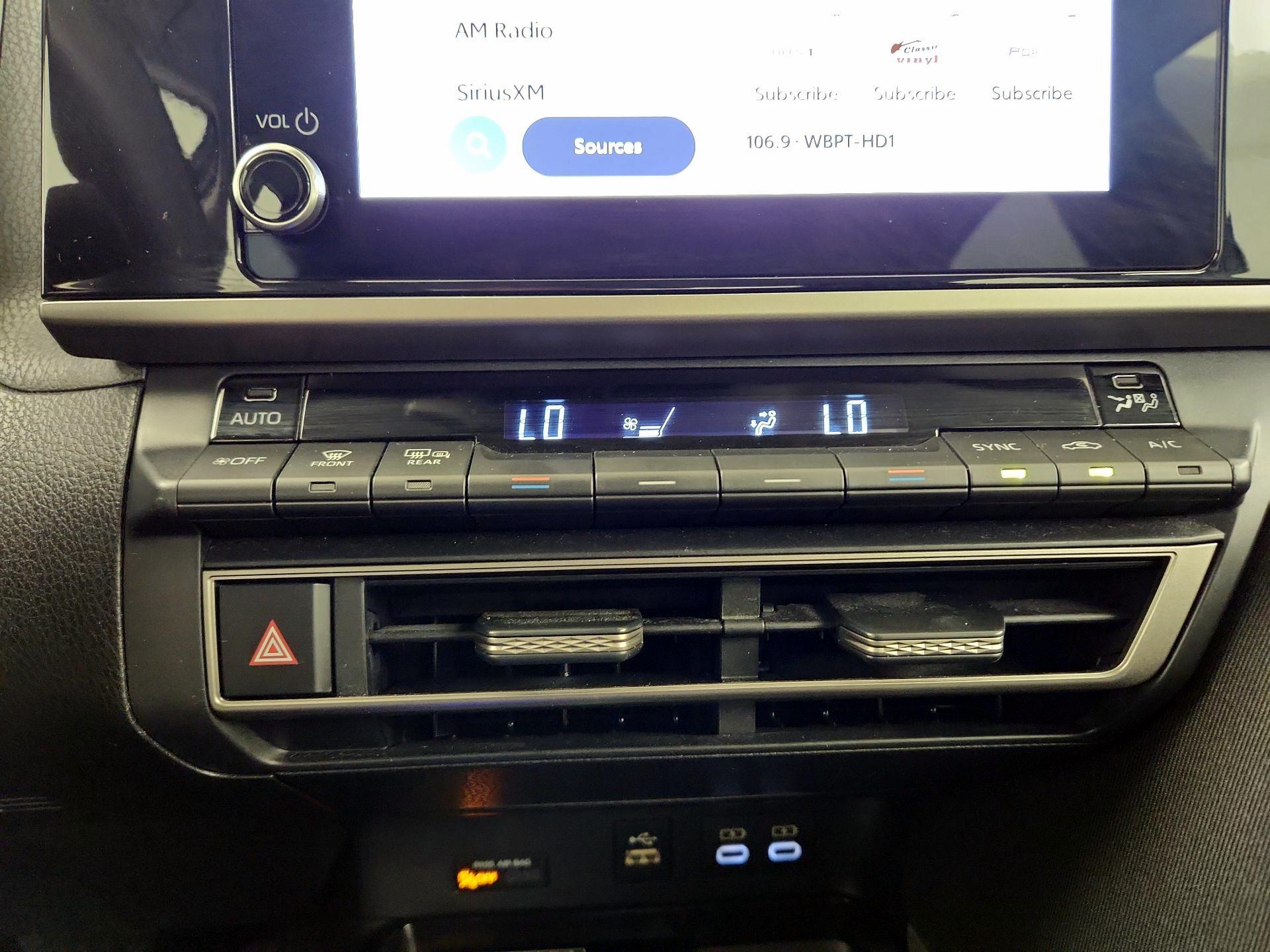 Thumbnail: 2025 Toyota Camry - 14