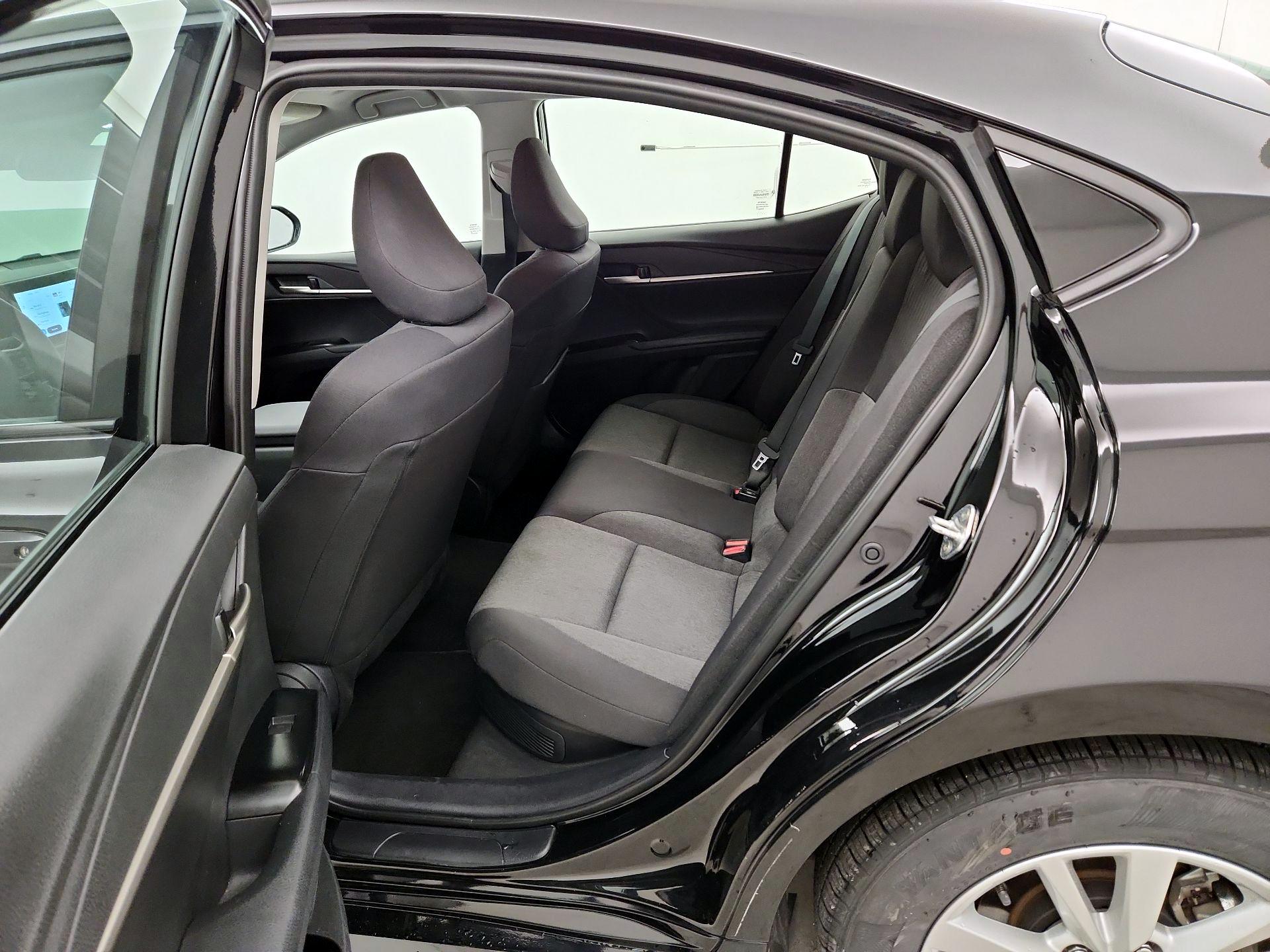 Thumbnail: 2025 Toyota Camry - 17