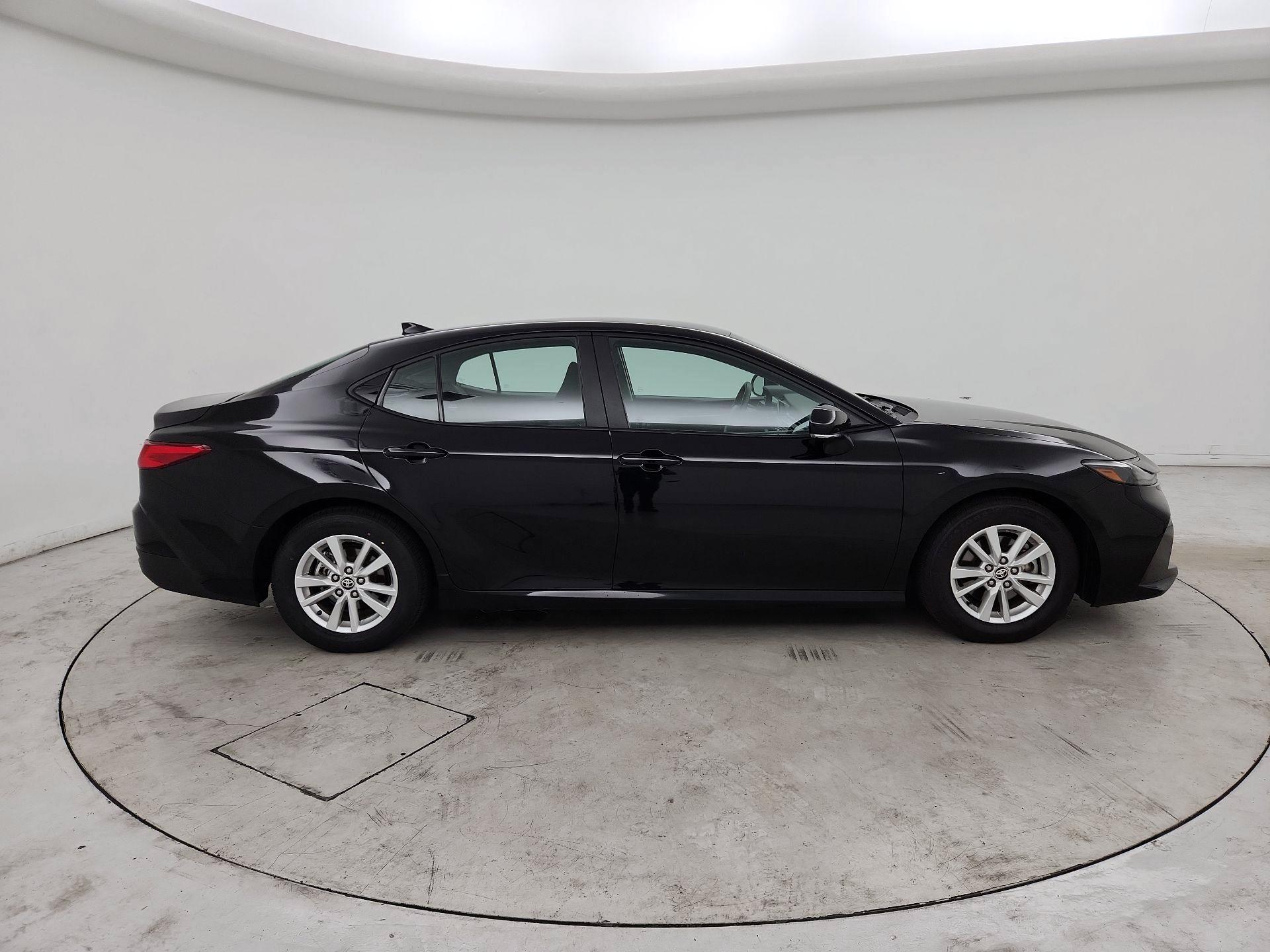 Thumbnail: 2025 Toyota Camry - 4