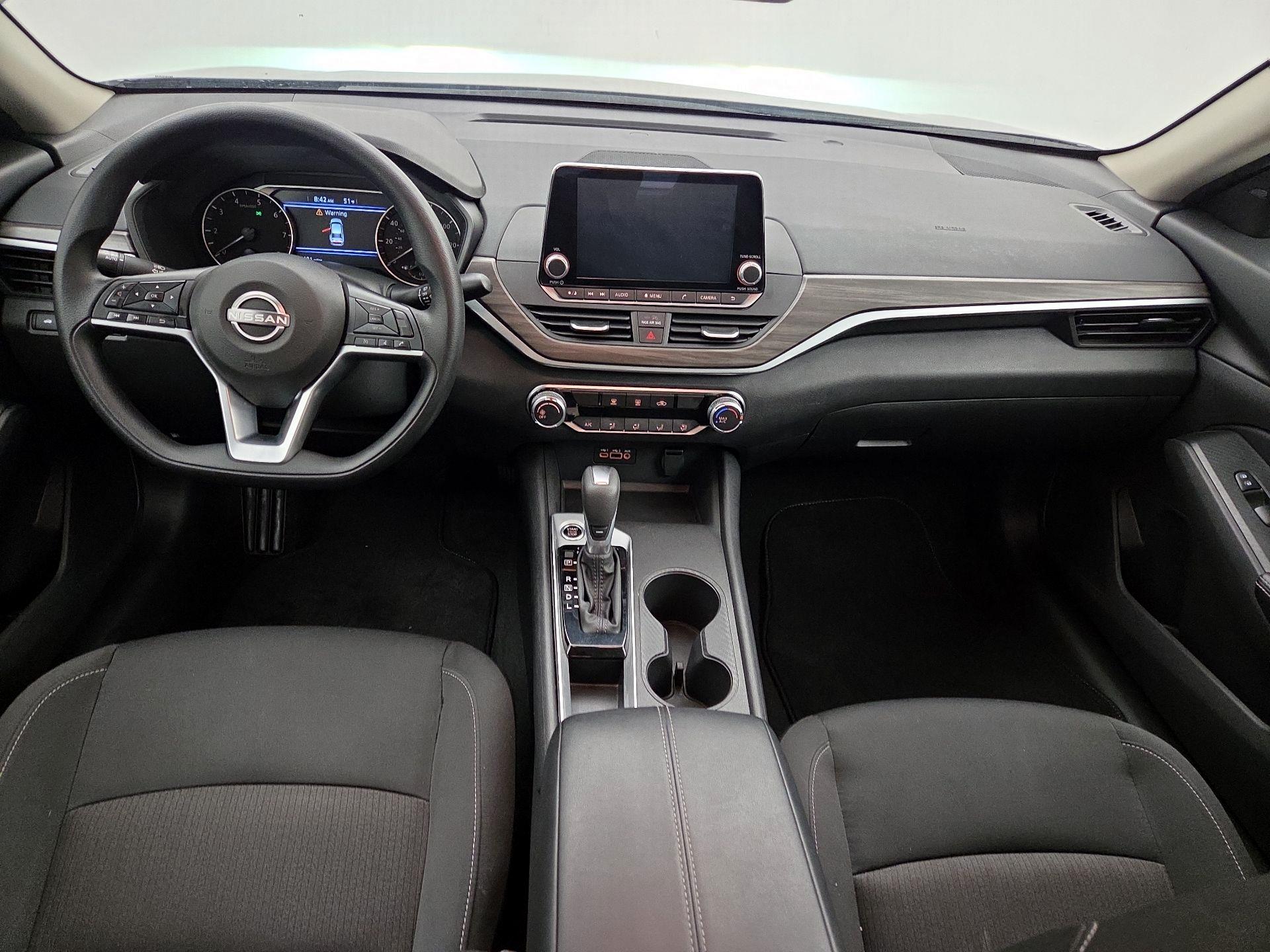 Thumbnail: 2025 Nissan Altima - 9