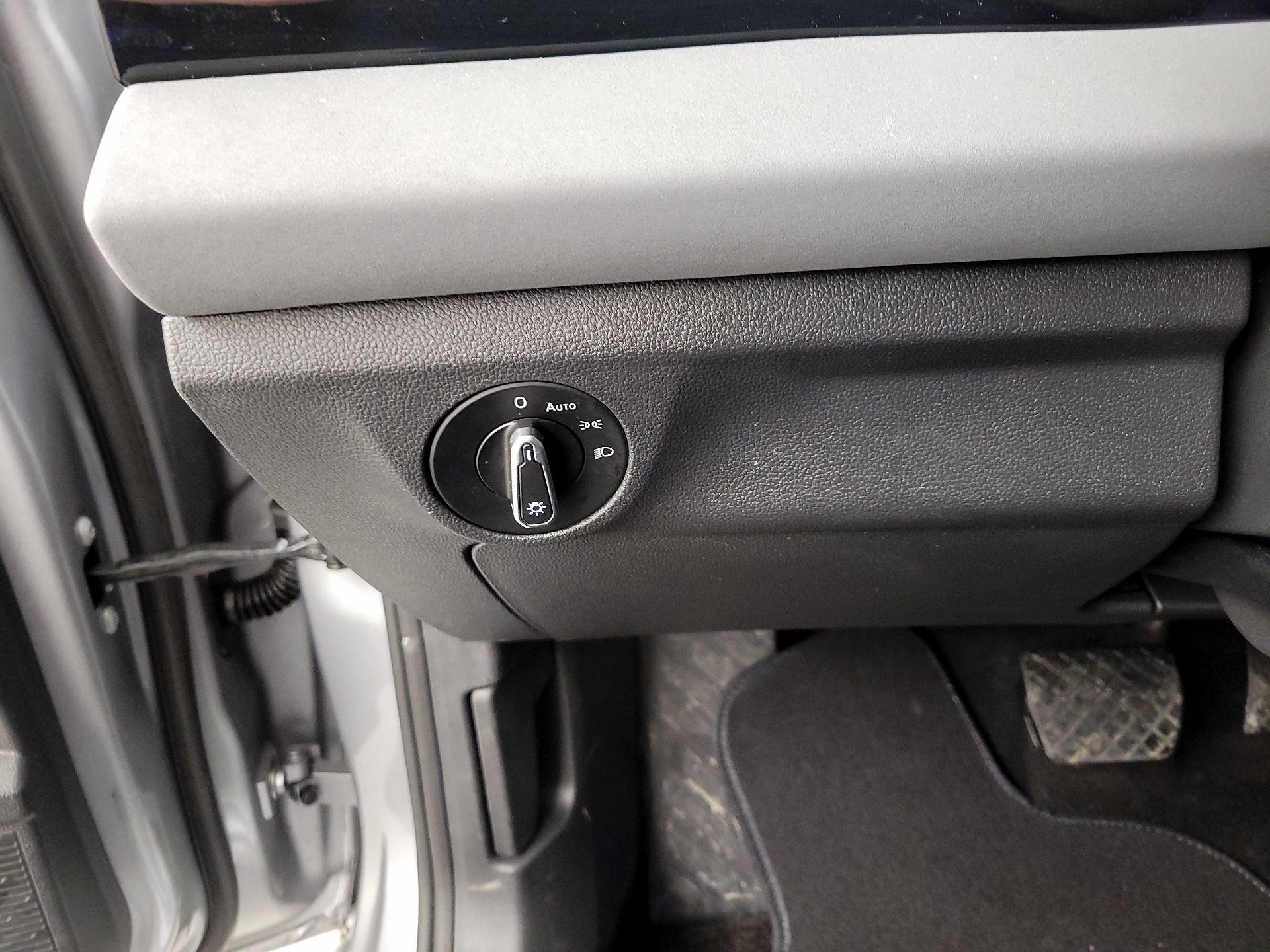 Thumbnail: 2025 Volkswagen Jetta - 13