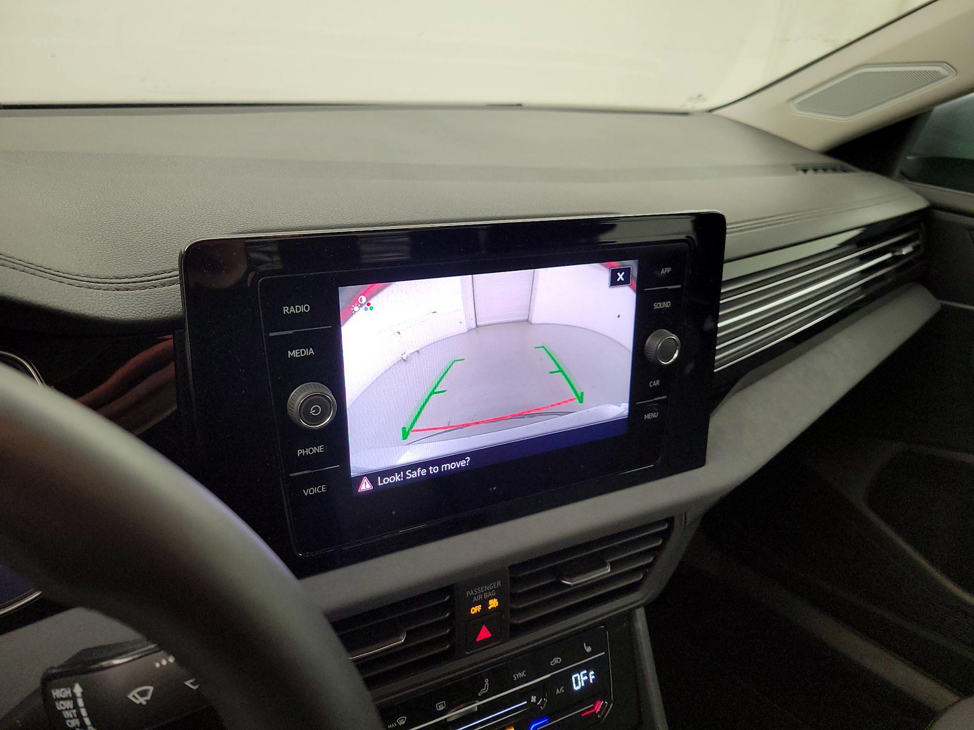 Thumbnail: 2025 Volkswagen Jetta - 14