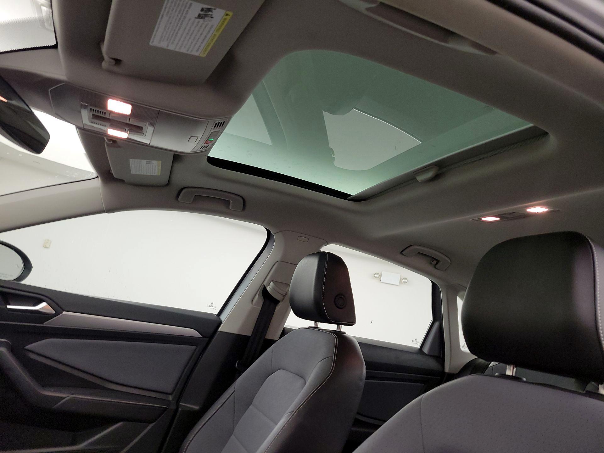 Thumbnail: 2025 Volkswagen Jetta - 19