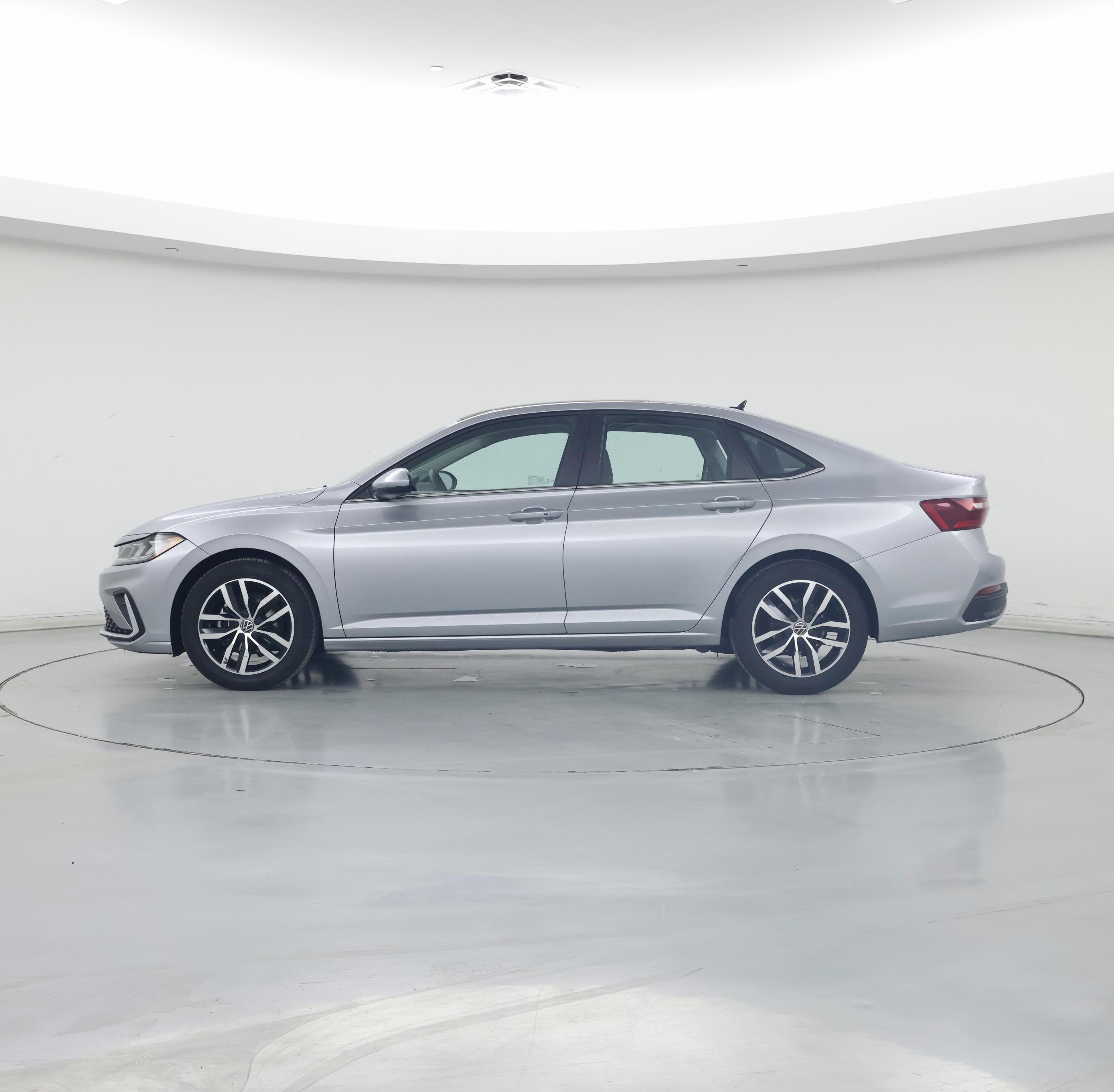 Thumbnail: 2025 Volkswagen Jetta - 3