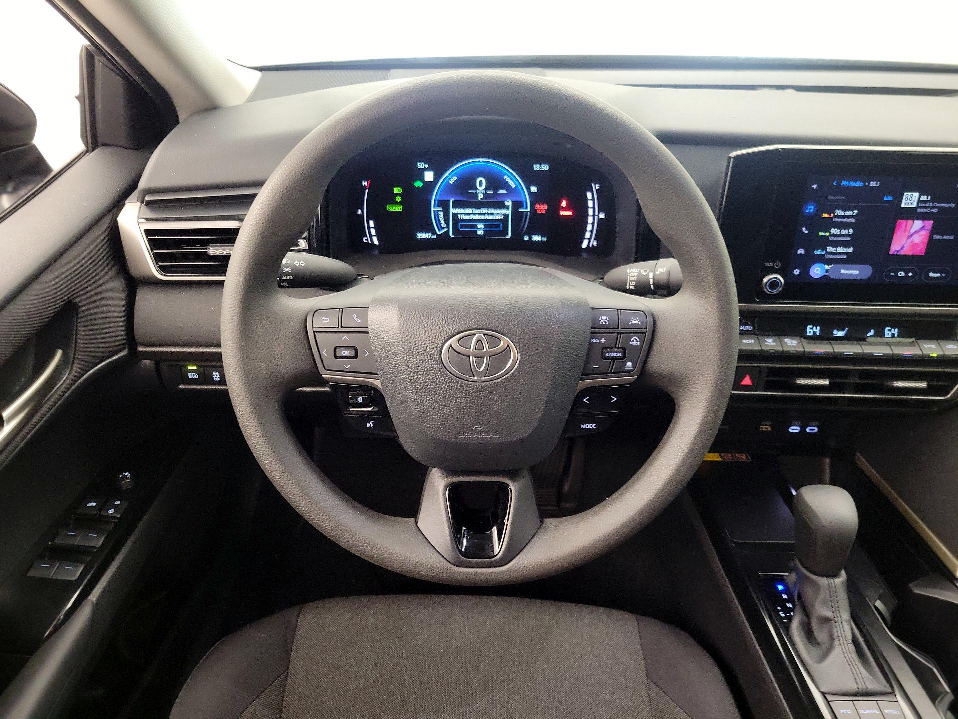 Thumbnail: 2025 Toyota Camry - 10