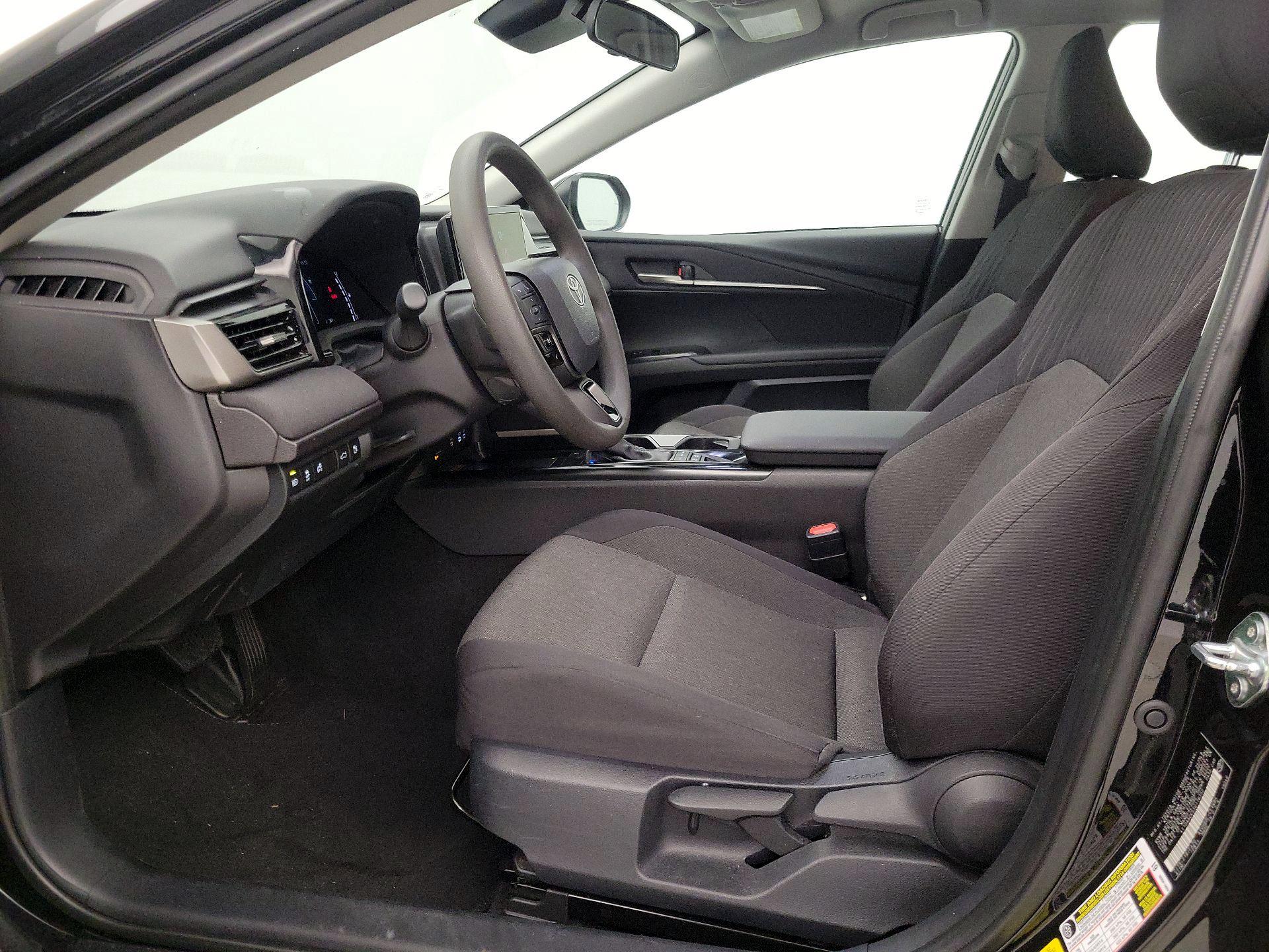 Thumbnail: 2025 Toyota Camry - 11