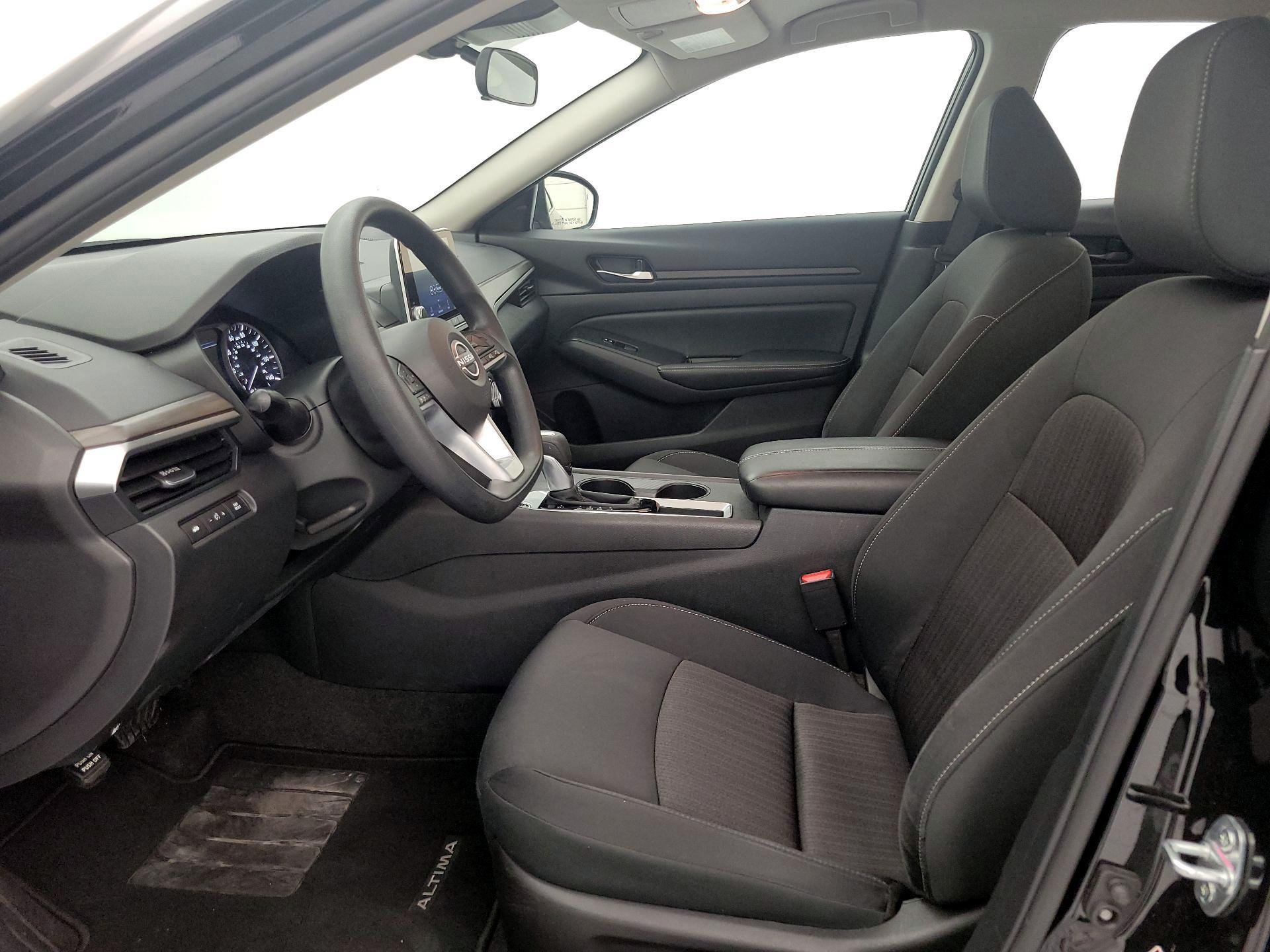 Thumbnail: 2025 Nissan Altima - 11