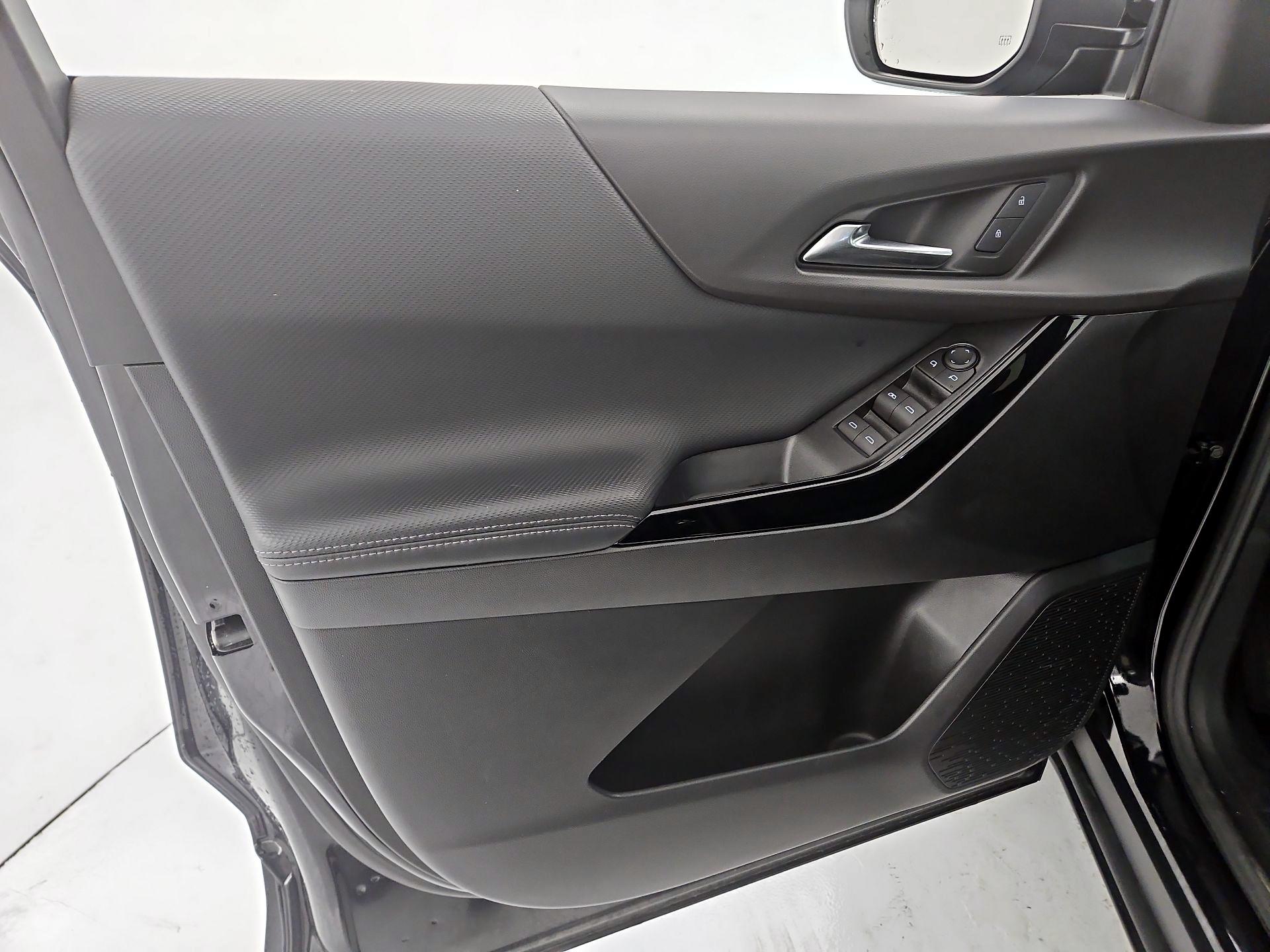 Thumbnail: 2025 Chevrolet Equinox - 12