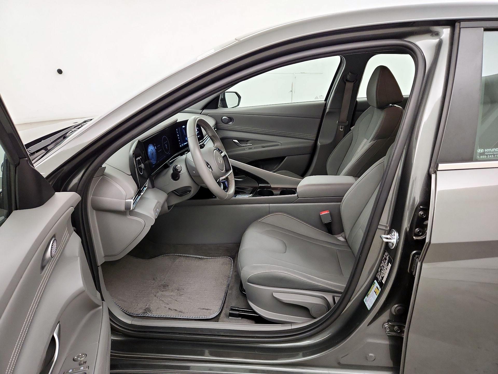 Thumbnail: 2025 Hyundai Elantra - 9