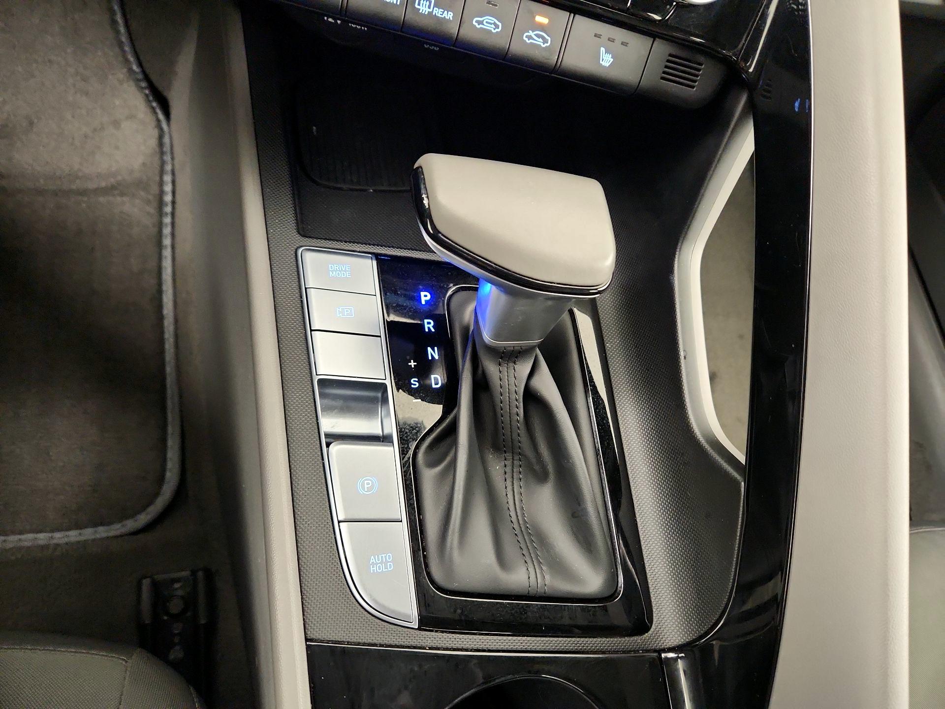 Thumbnail: 2025 Hyundai Elantra - 16