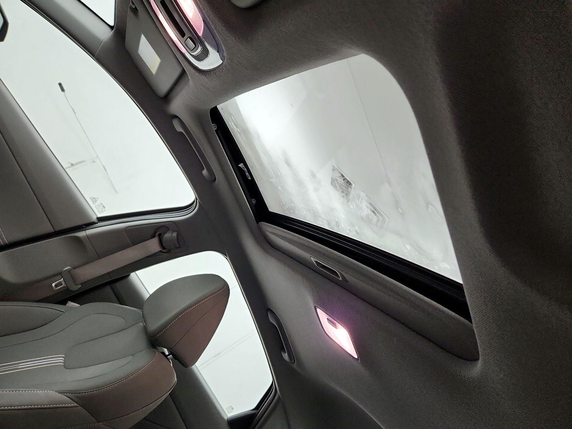 Thumbnail: 2025 Hyundai Elantra - 18