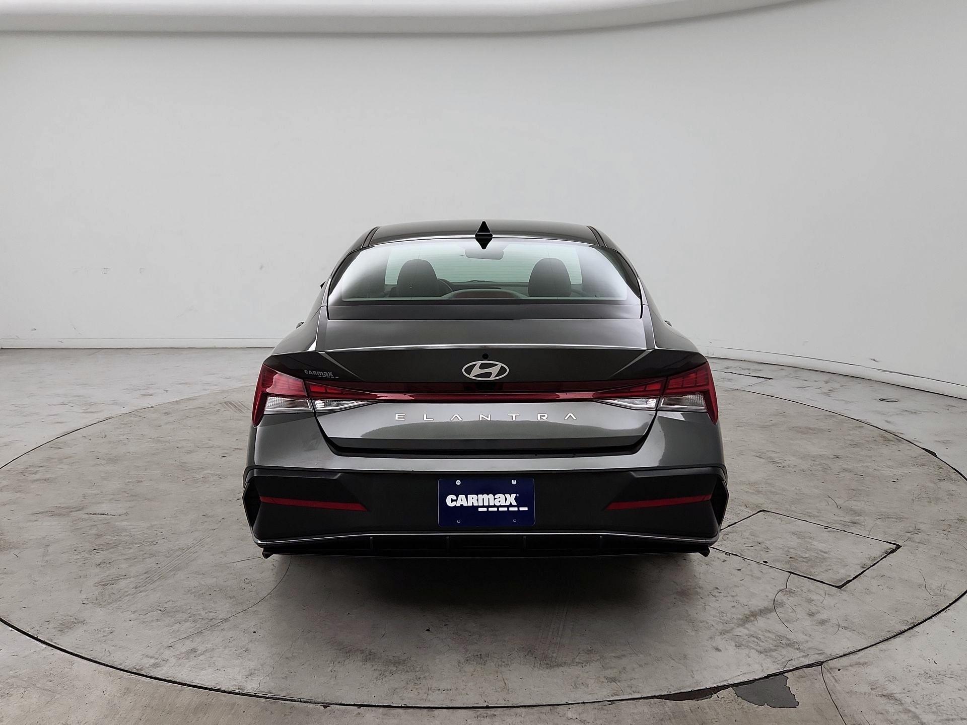 Thumbnail: 2025 Hyundai Elantra - 6