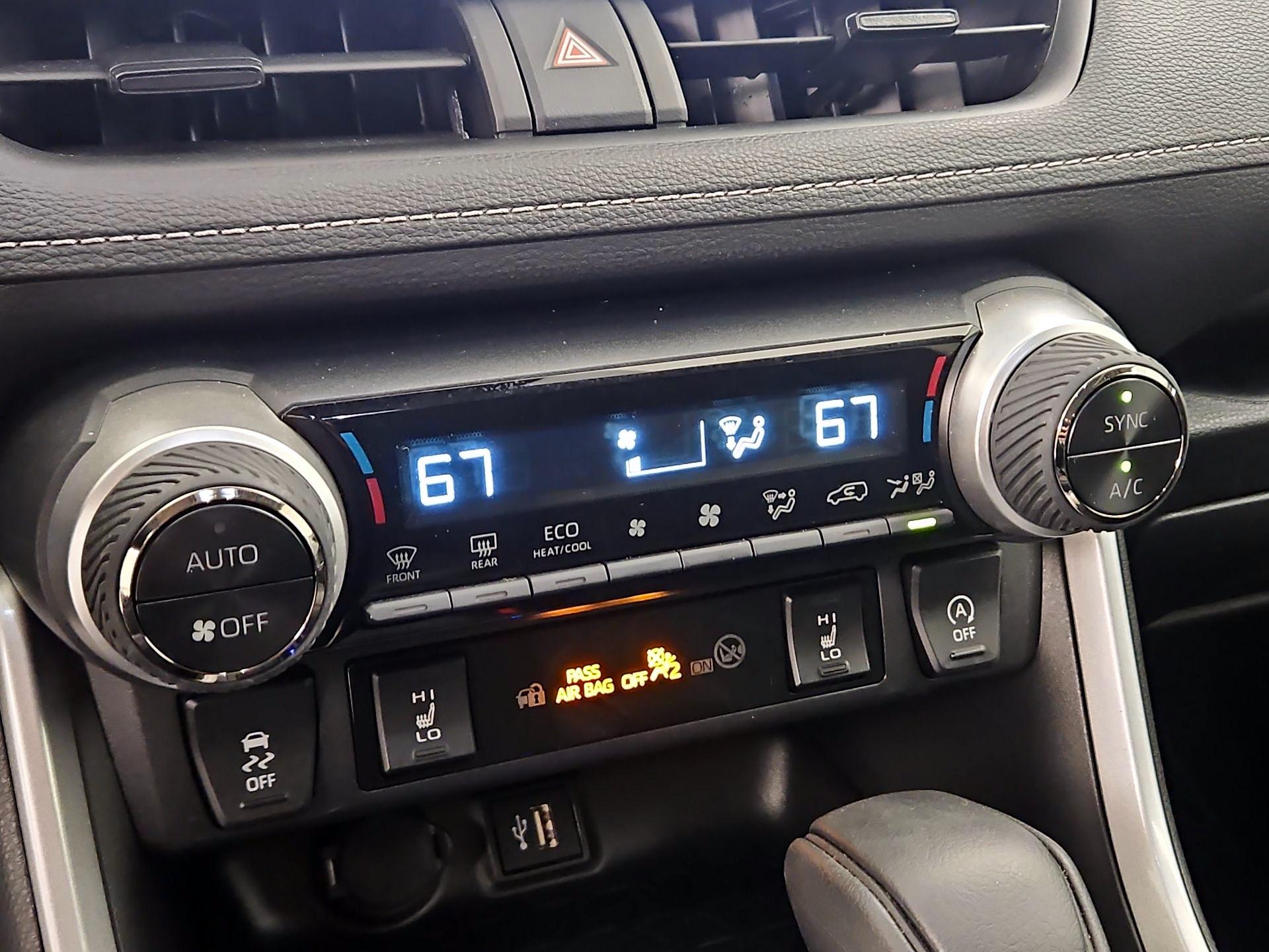 Thumbnail: 2025 Toyota RAV4 - 16