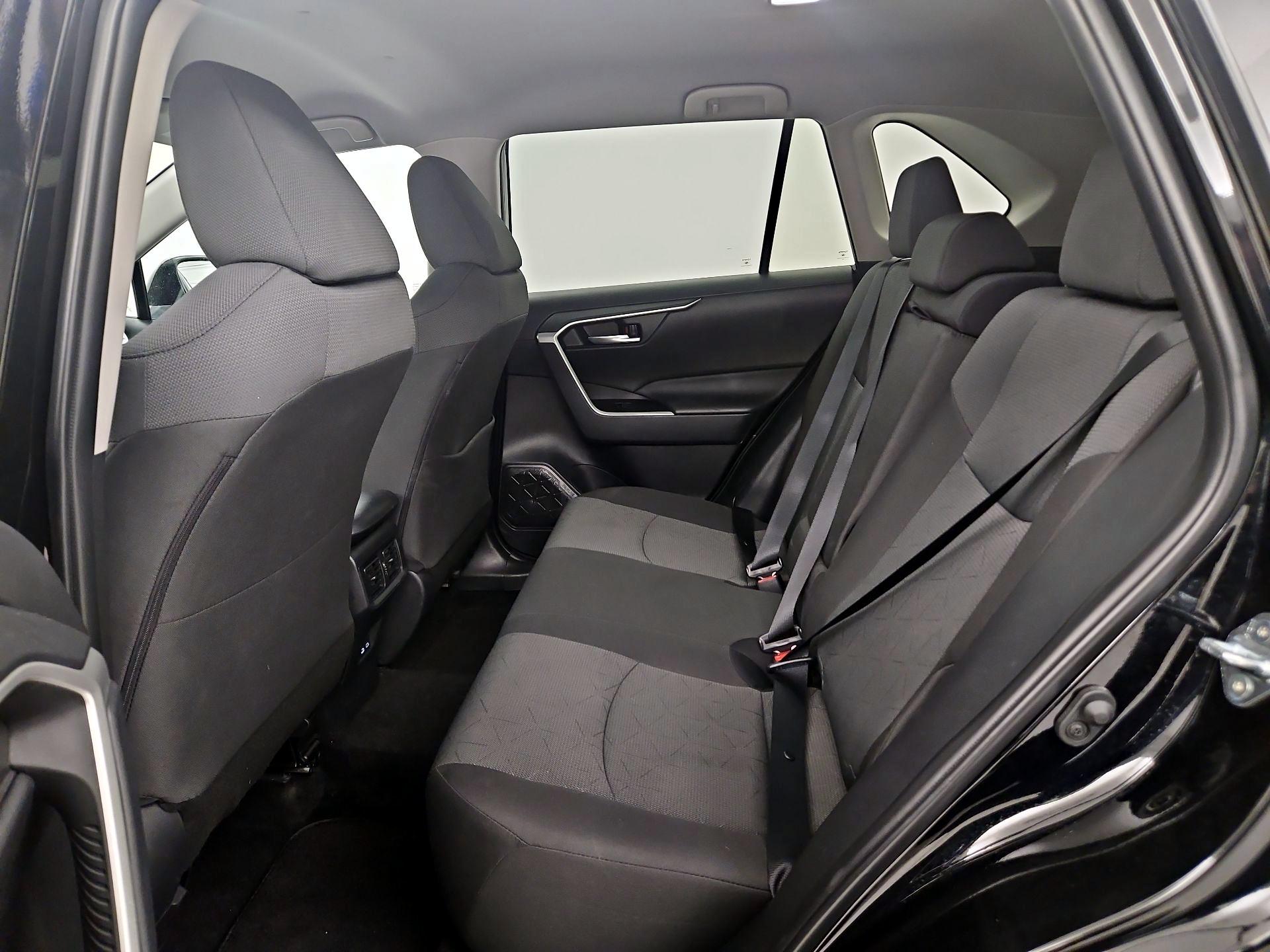 Thumbnail: 2025 Toyota RAV4 - 19