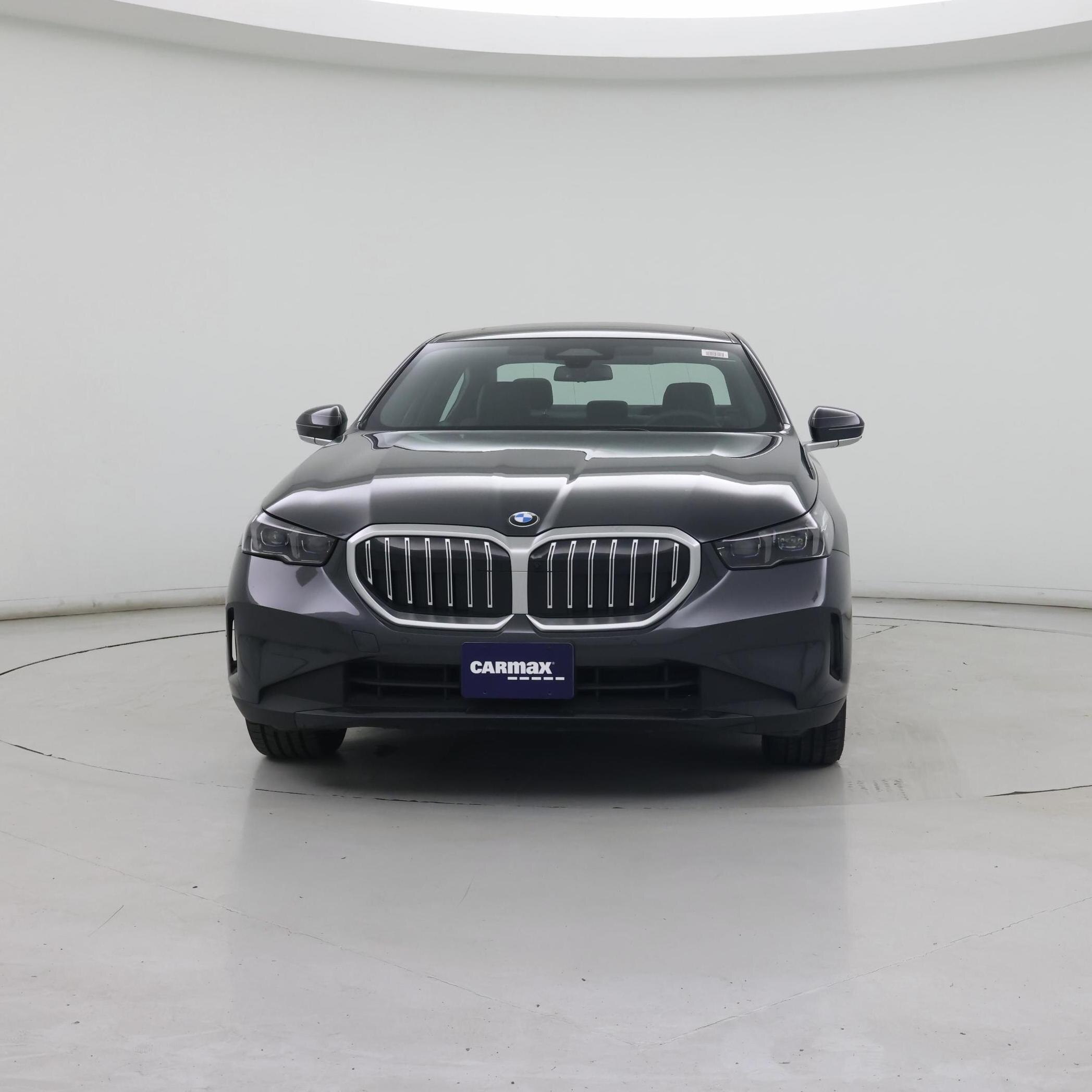 Thumbnail: 2025 BMW 5 Series - 5
