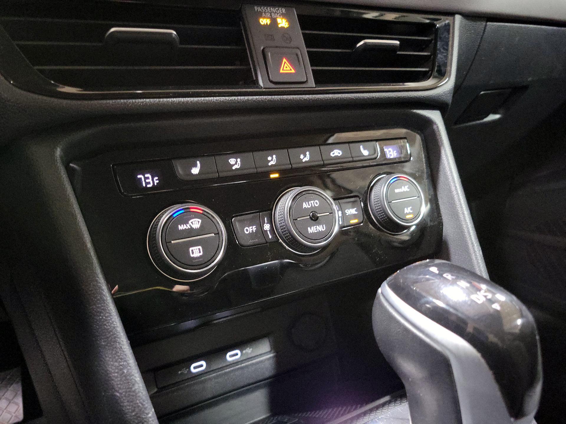 Thumbnail: 2024 Volkswagen Taos - 16