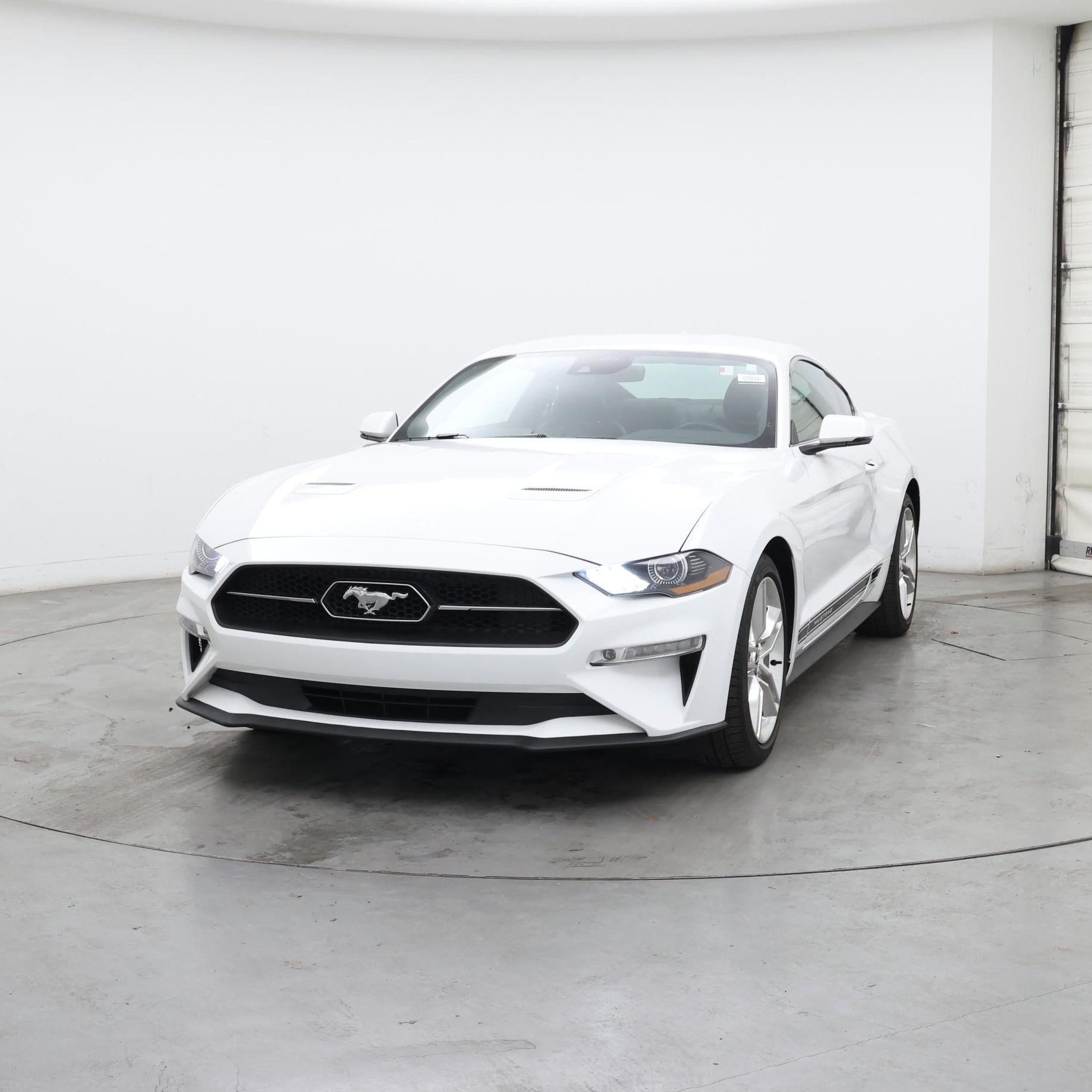 Thumbnail: 2021 Ford Mustang - 4