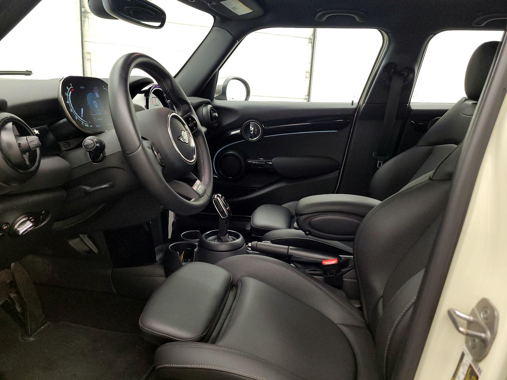 Thumbnail: 2023 MINI Cooper Hardtop - 11