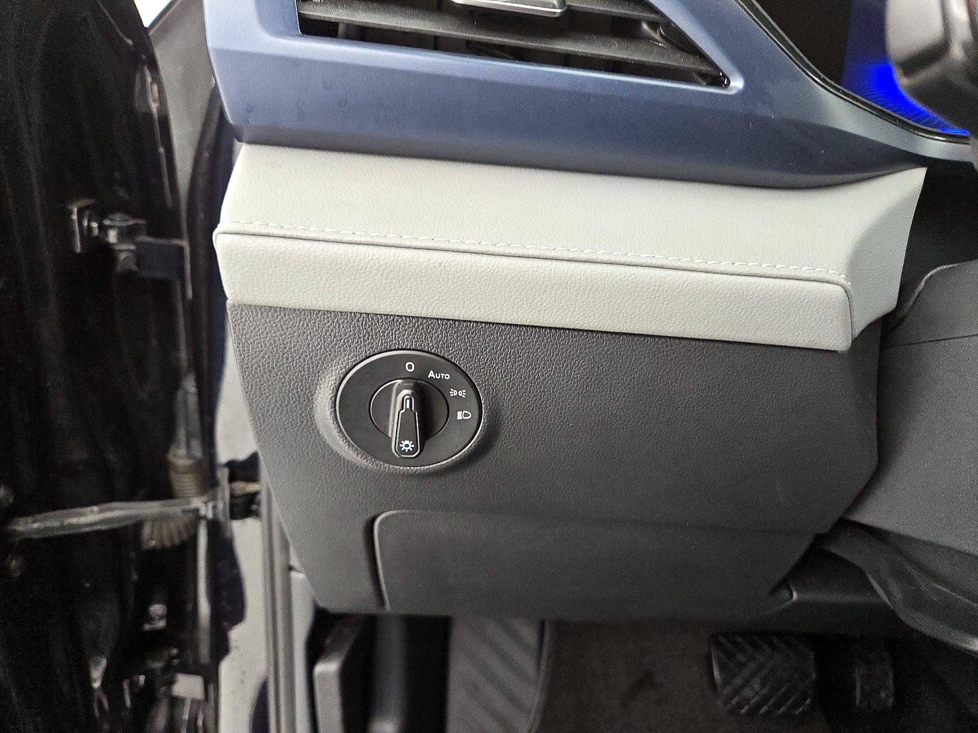 Thumbnail: 2024 Volkswagen Taos - 13