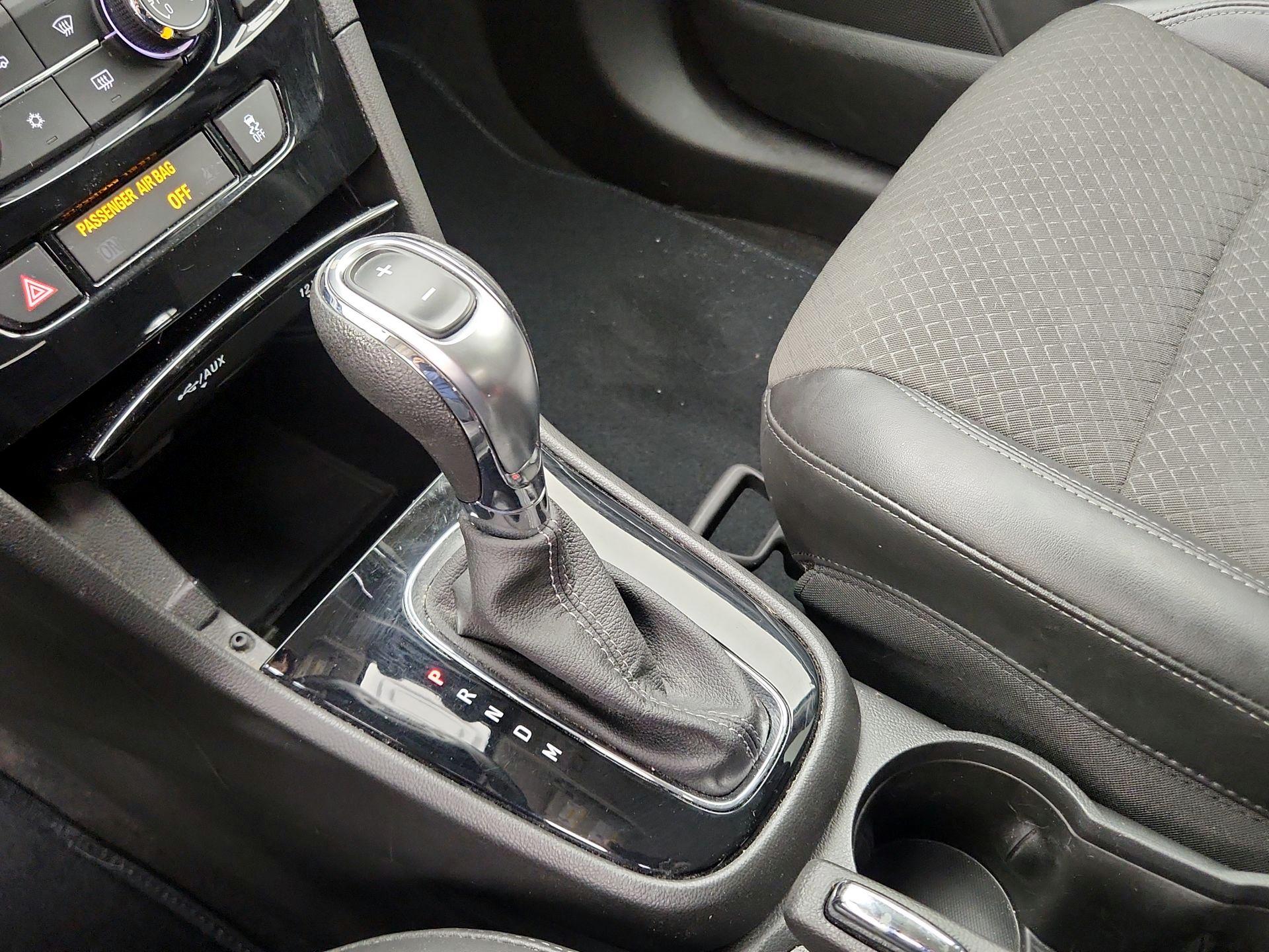 Thumbnail: 2020 Buick Encore - 17