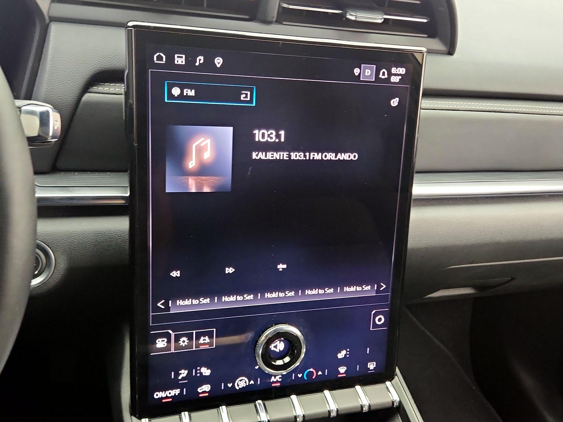 Thumbnail: 2025 GMC Terrain - 16