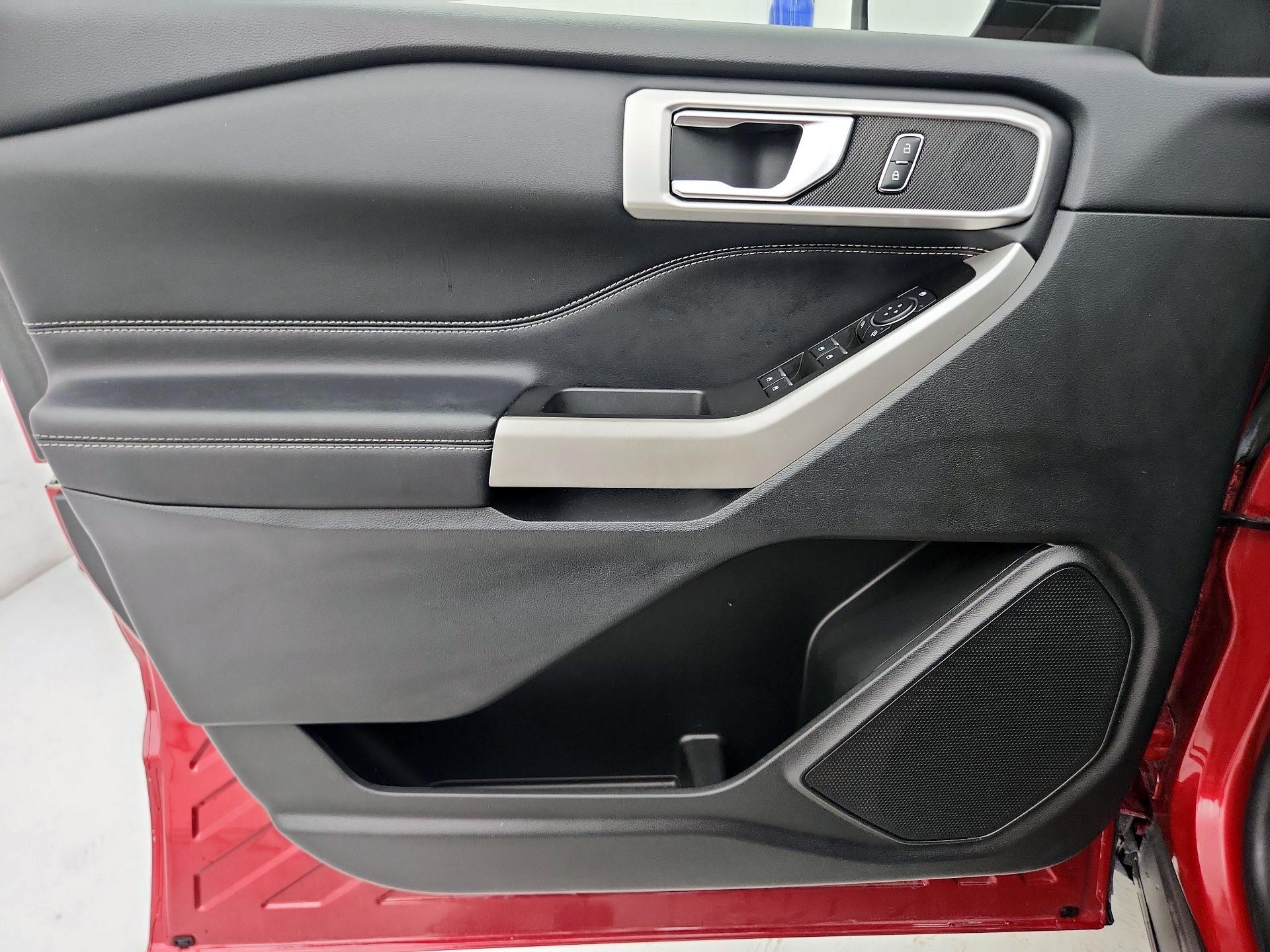 Thumbnail: 2022 Ford Explorer - 12