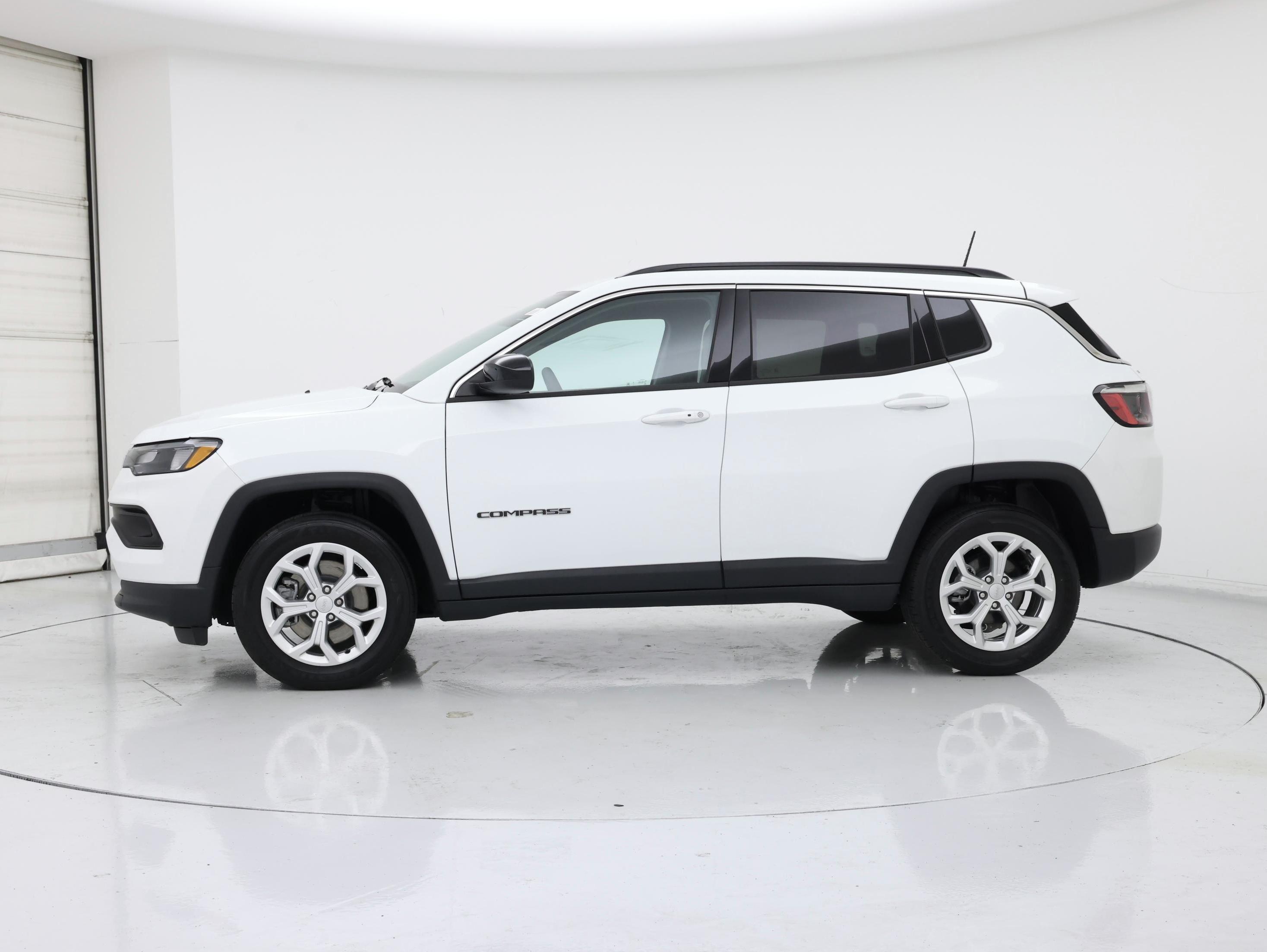 Thumbnail: 2024 Jeep Compass - 3