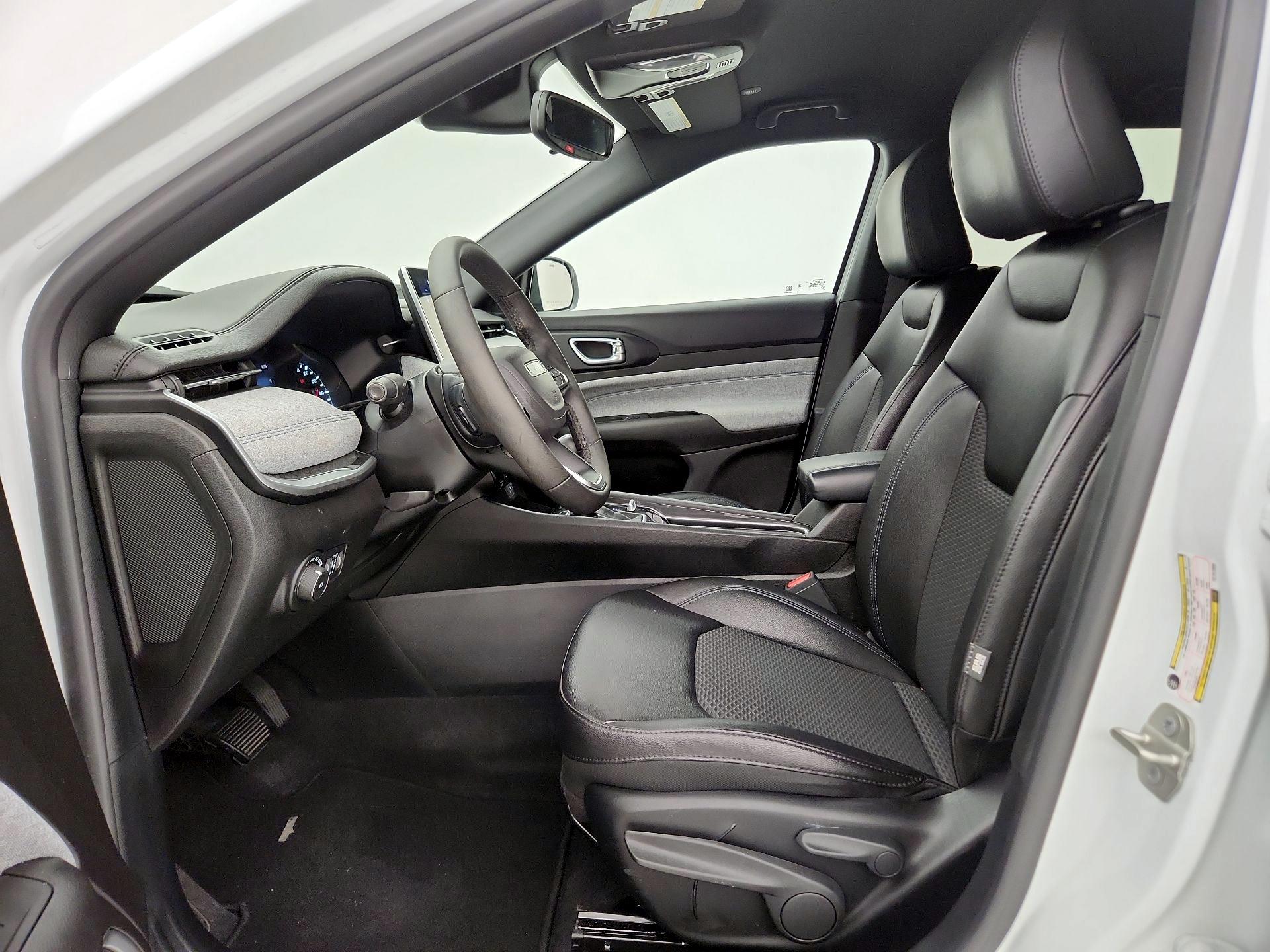 Thumbnail: 2024 Jeep Compass - 11