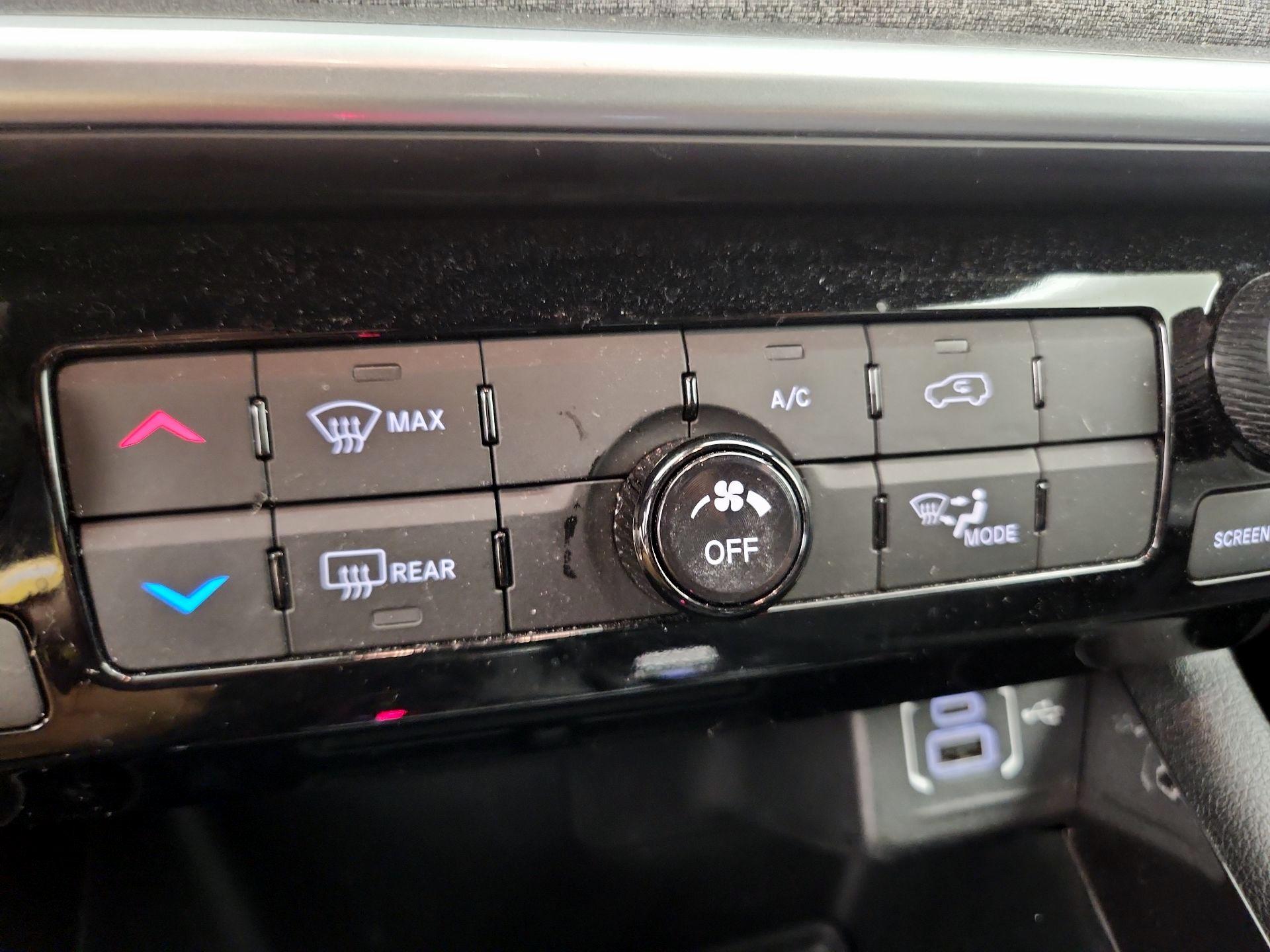 Thumbnail: 2024 Jeep Compass - 16