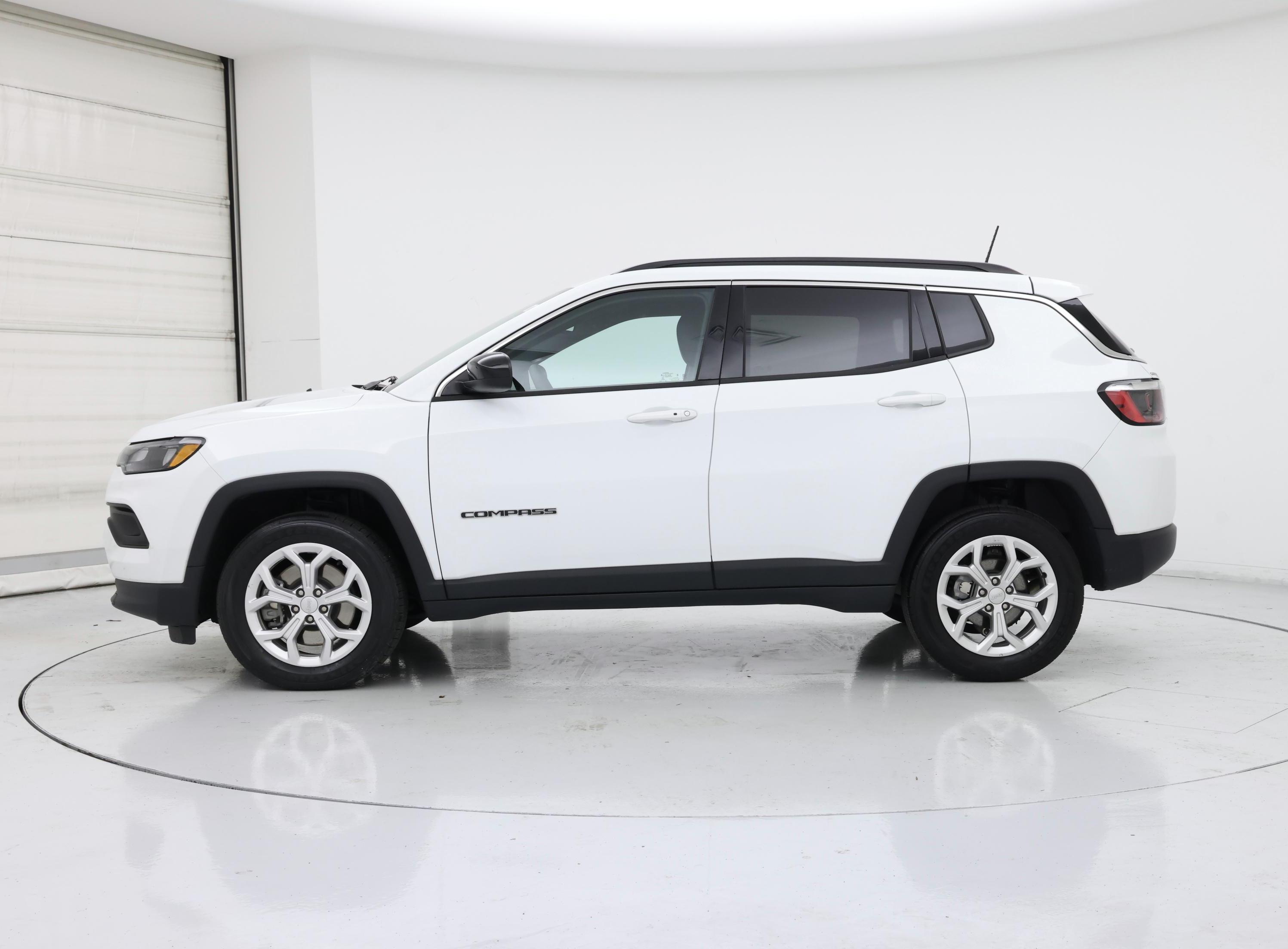 Thumbnail: 2024 Jeep Compass - 3