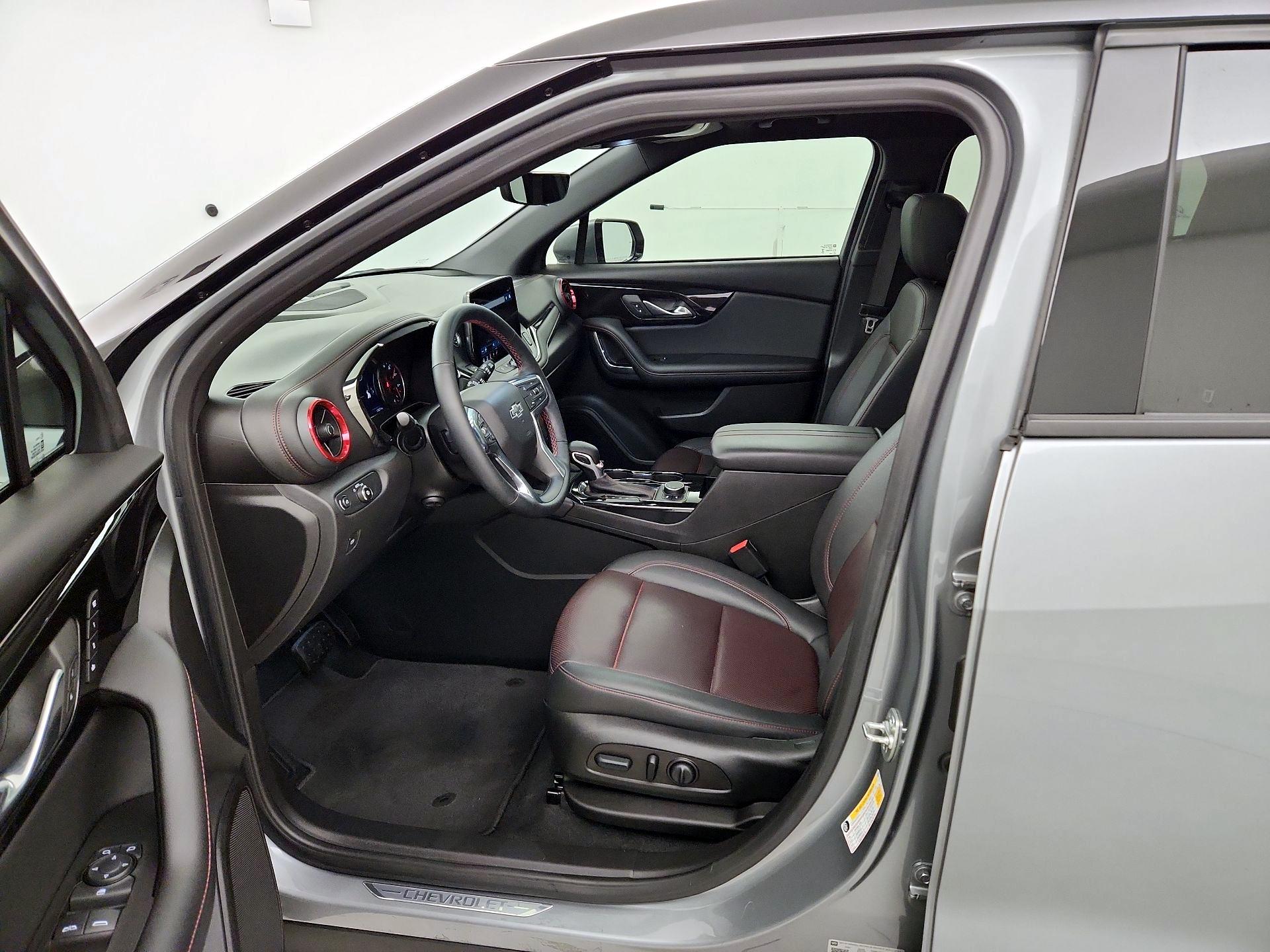 Thumbnail: 2023 Chevrolet Blazer - 9