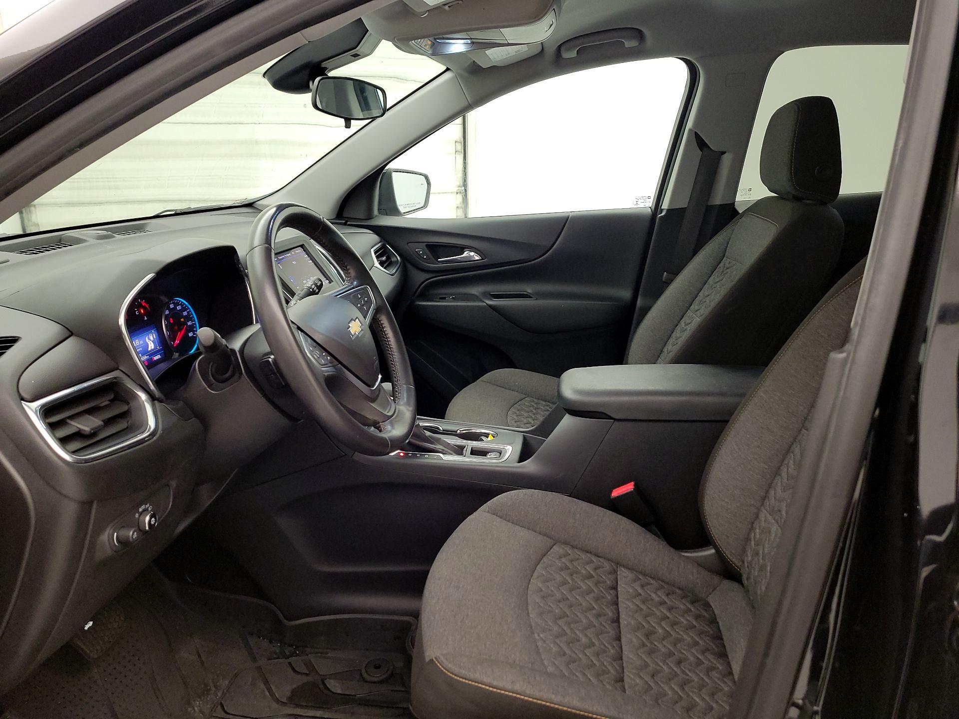 Thumbnail: 2022 Chevrolet Equinox - 11