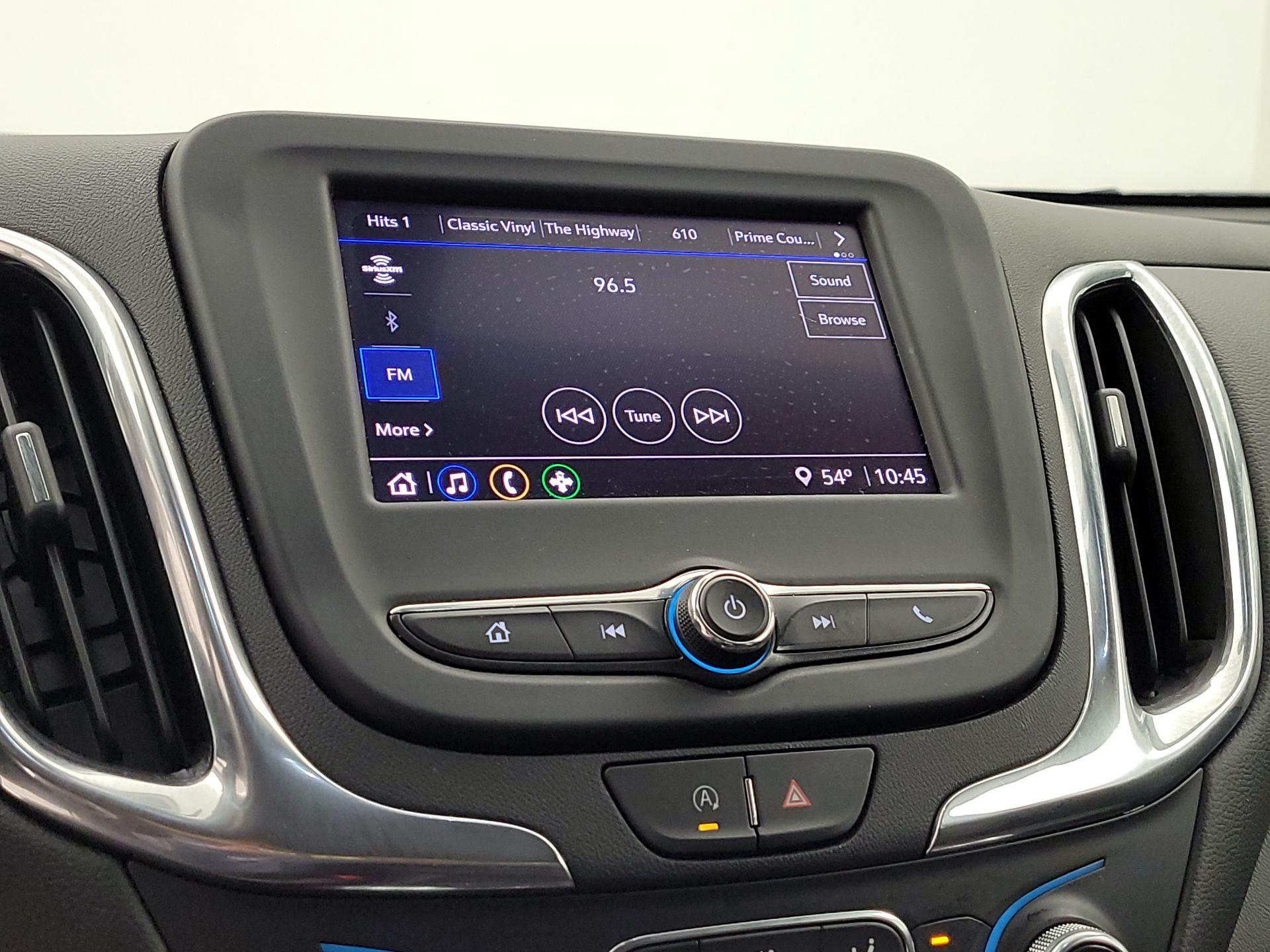 Thumbnail: 2022 Chevrolet Equinox - 15