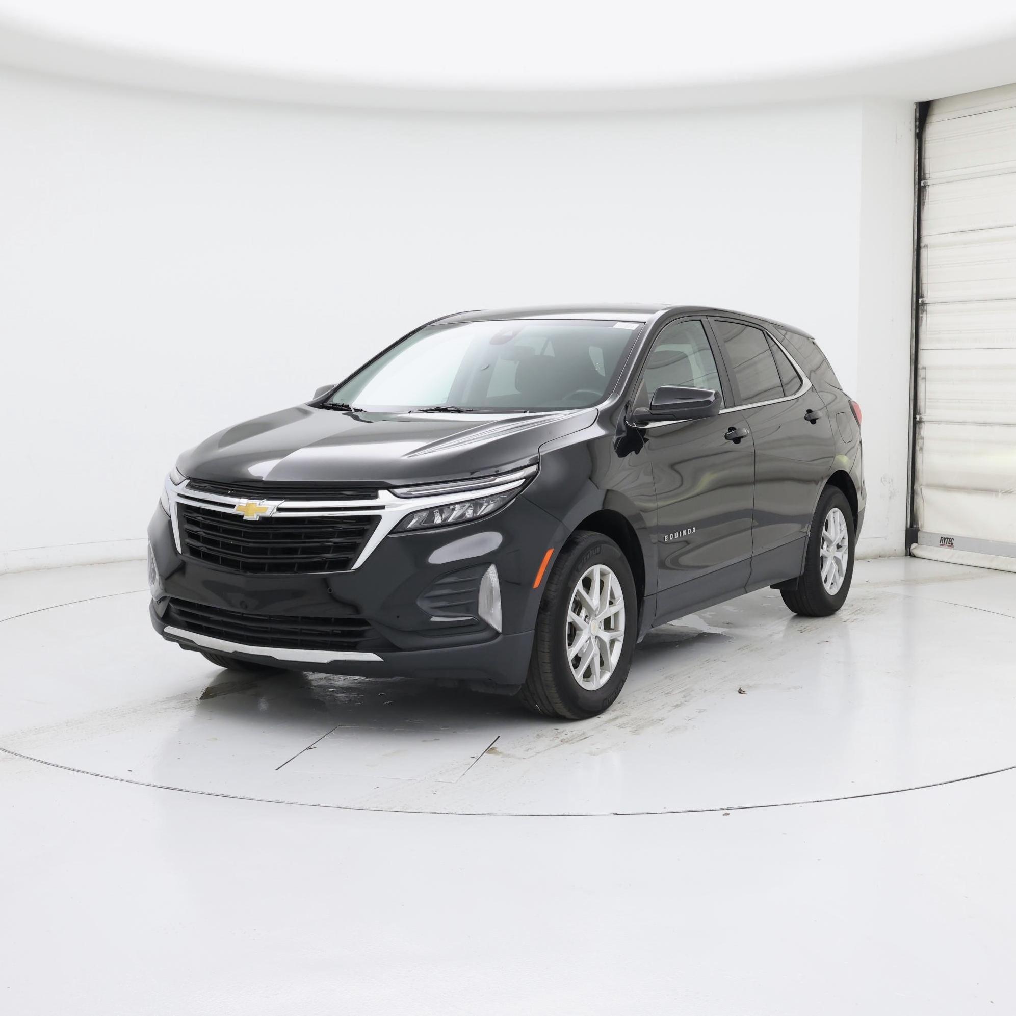 Thumbnail: 2022 Chevrolet Equinox - 4