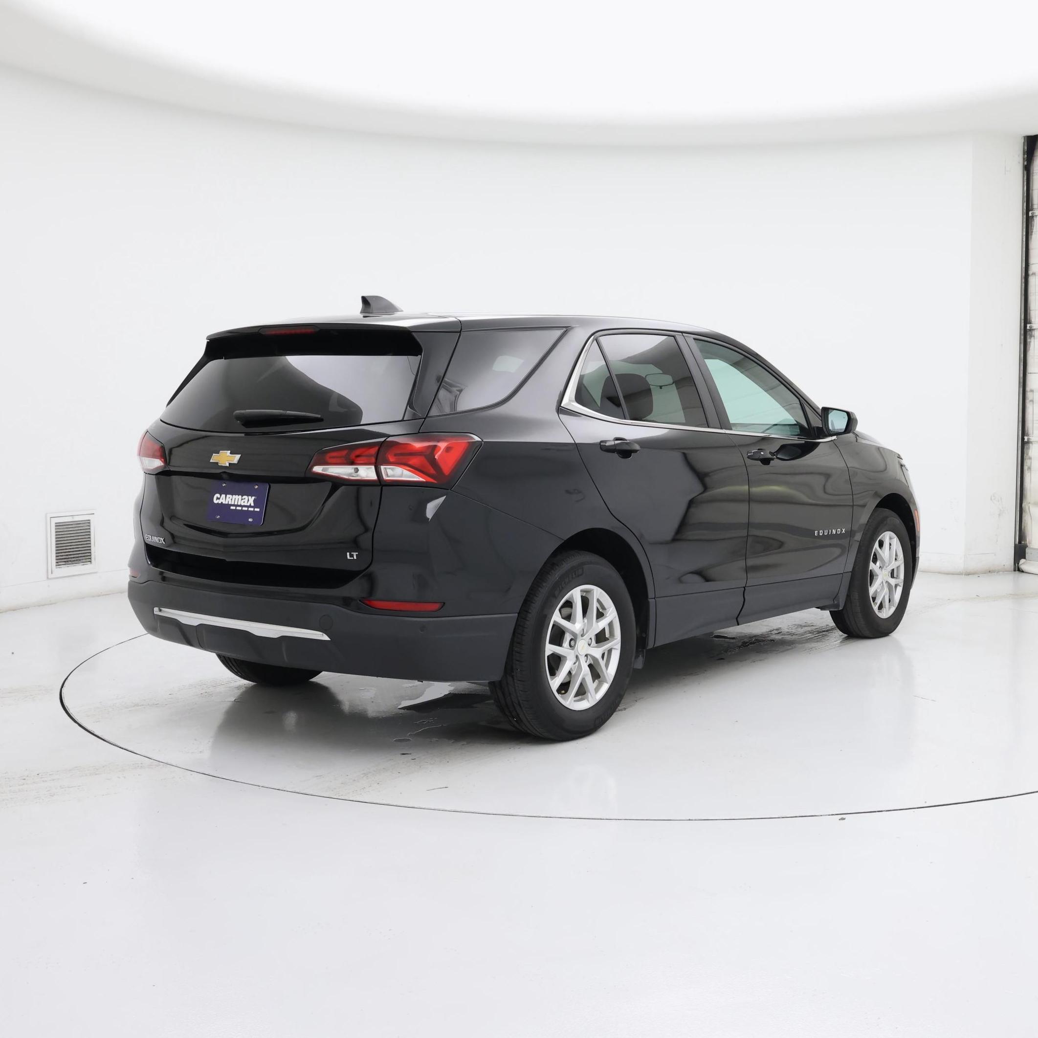 Thumbnail: 2022 Chevrolet Equinox - 8