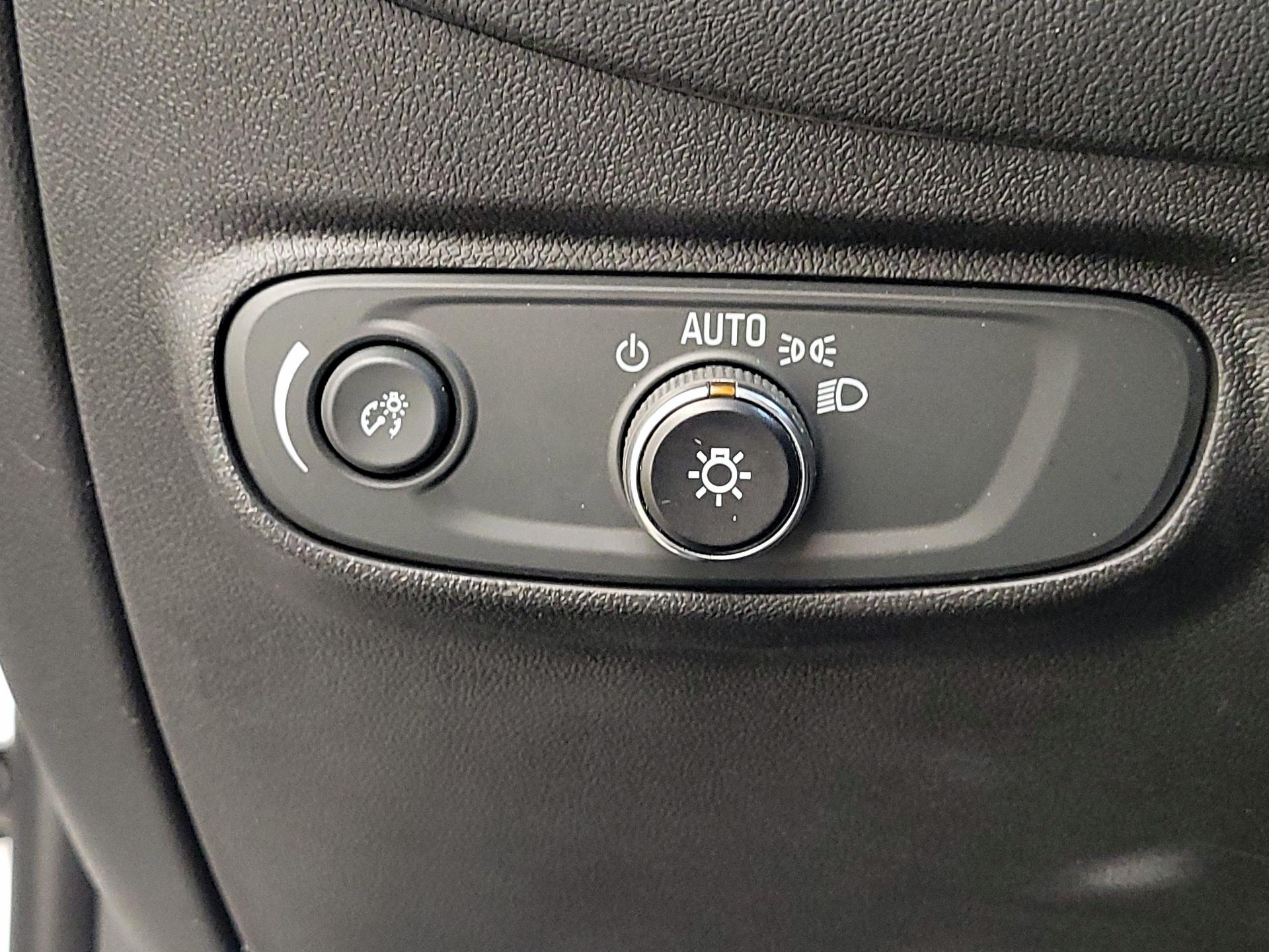 Thumbnail: 2023 Chevrolet Equinox - 13