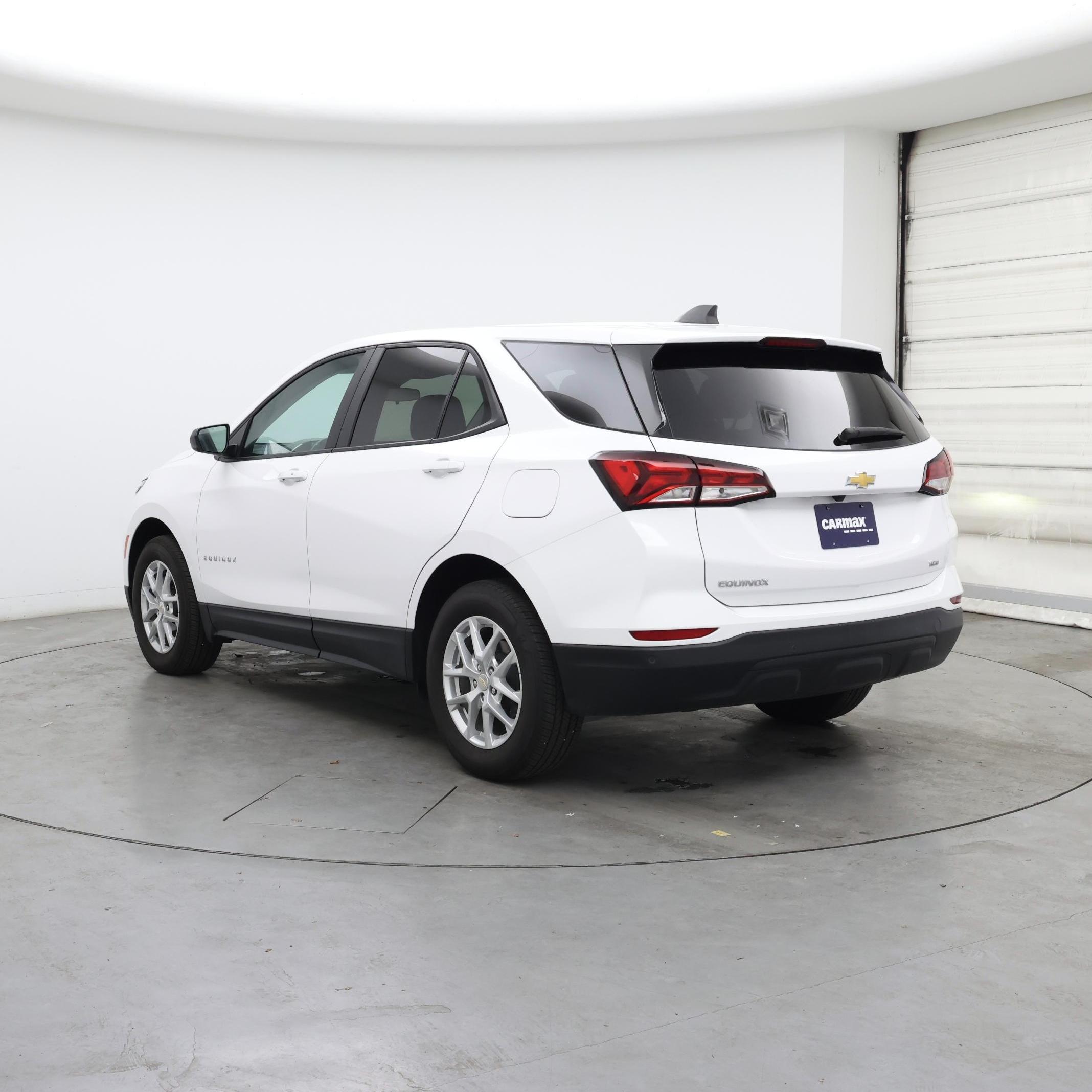 Thumbnail: 2023 Chevrolet Equinox - 2