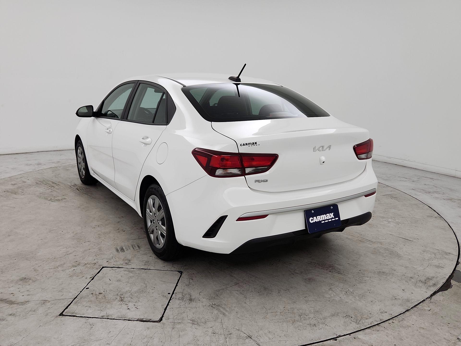 Thumbnail: 2023 Kia Rio - 7