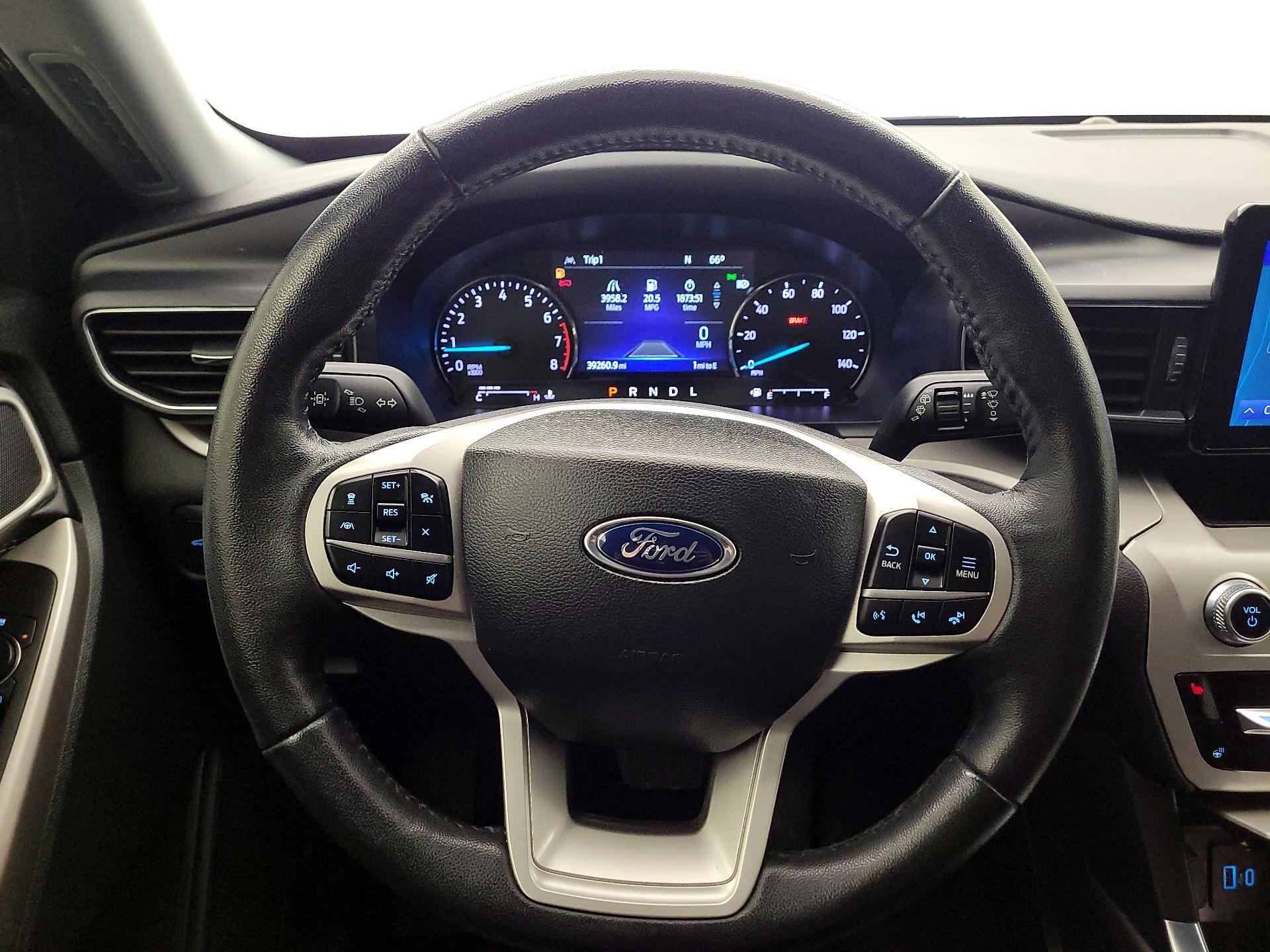 Thumbnail: 2022 Ford Explorer - 10